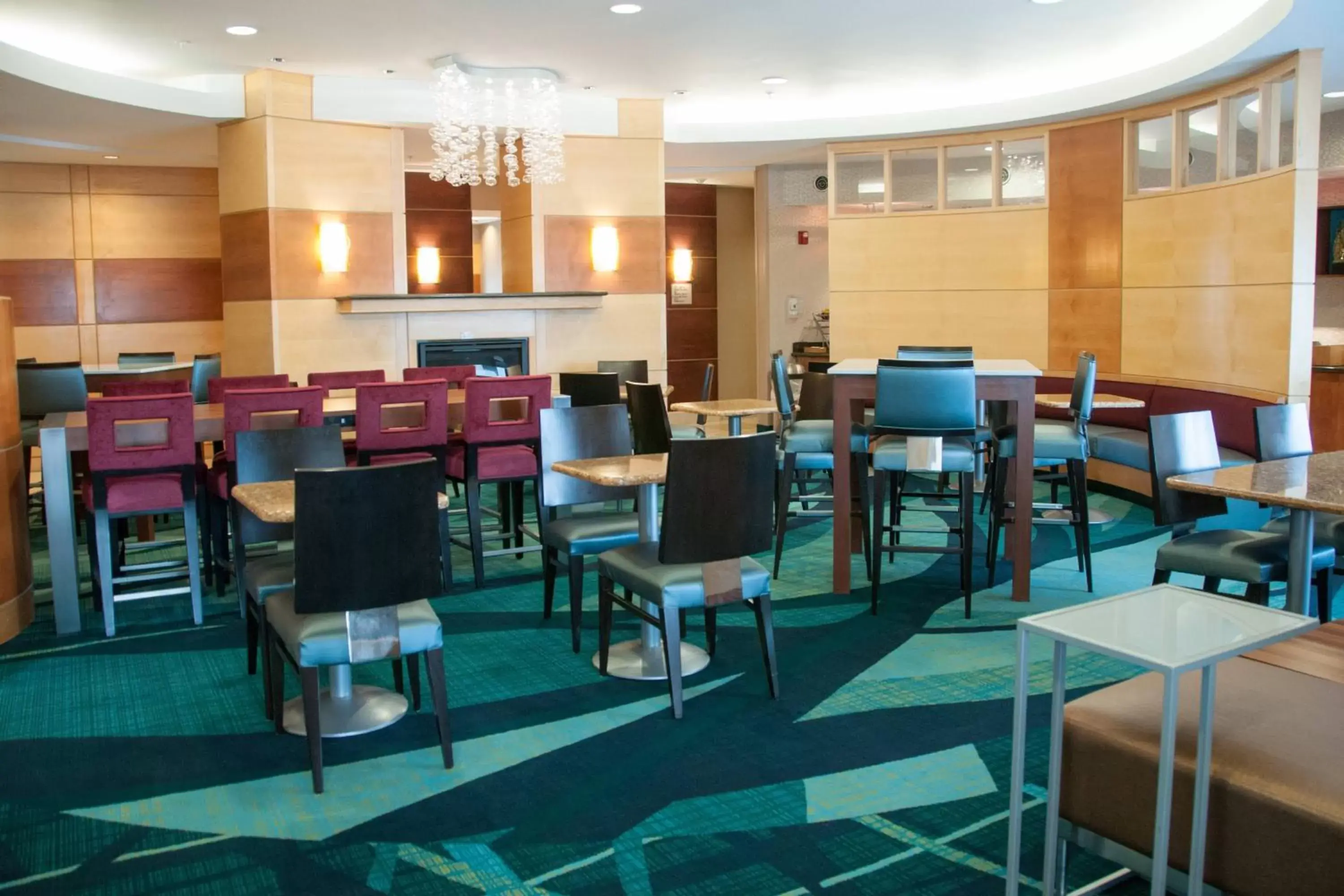 Lobby or reception, Restaurant/Places to Eat in SpringHill Suites by Marriott Colorado Springs South