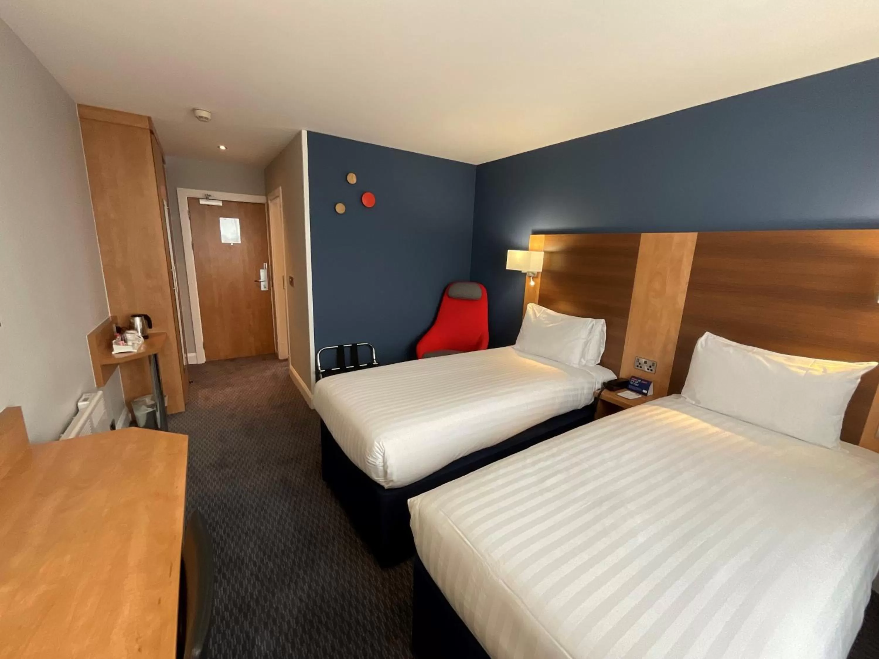 Bedroom, Bed in Holiday Inn Express Nuneaton by IHG