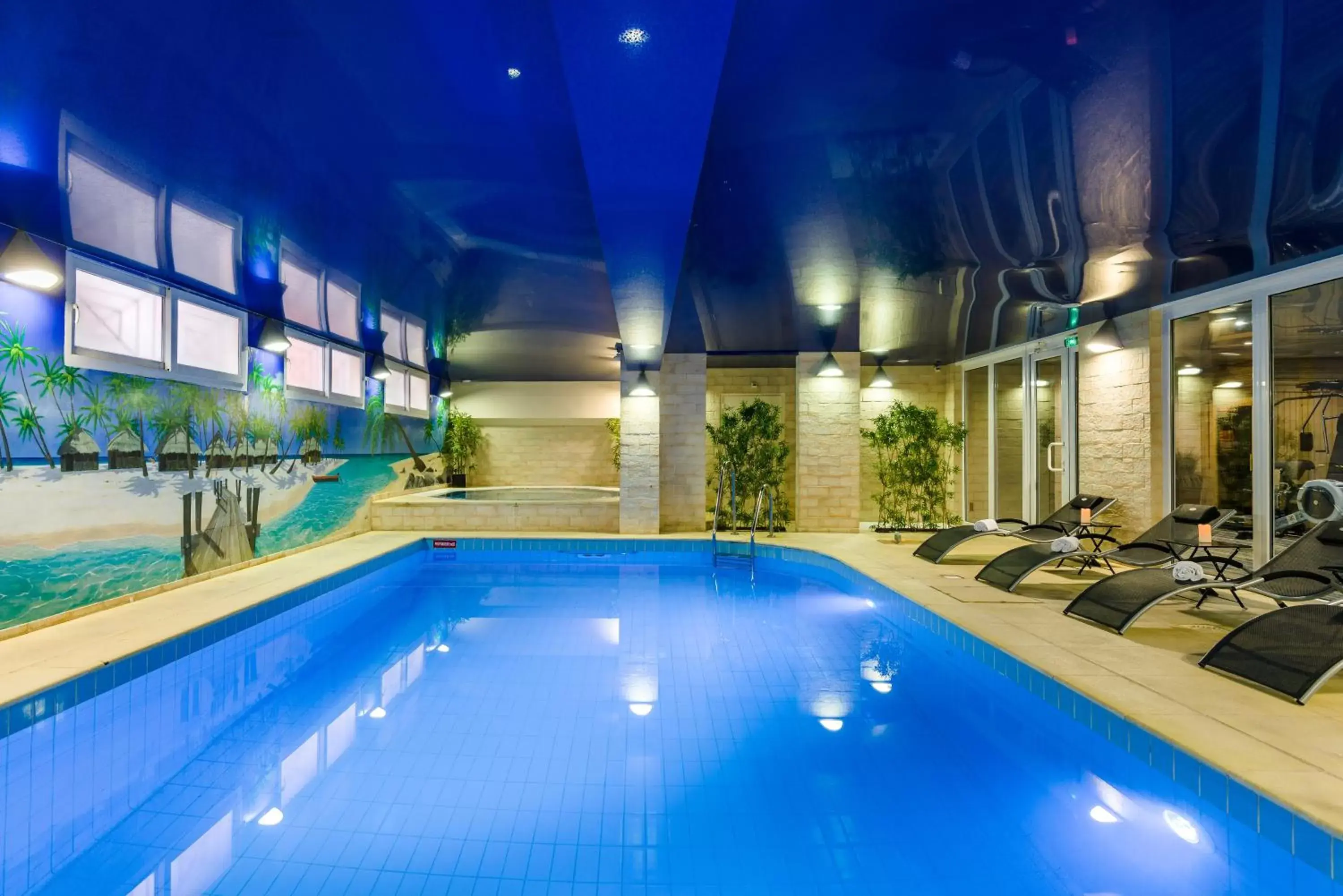 Swimming Pool in Hotel Residence Europe & Spa