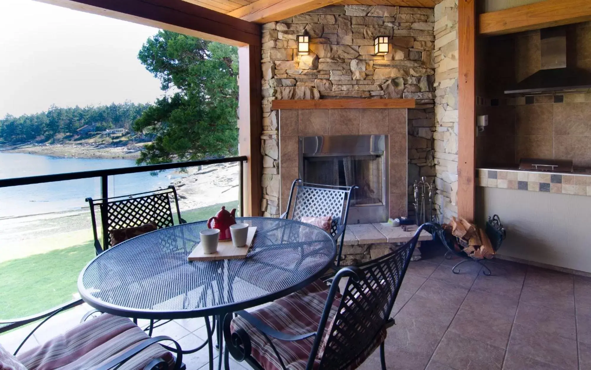 Patio in Galiano Oceanfront Inn & Spa