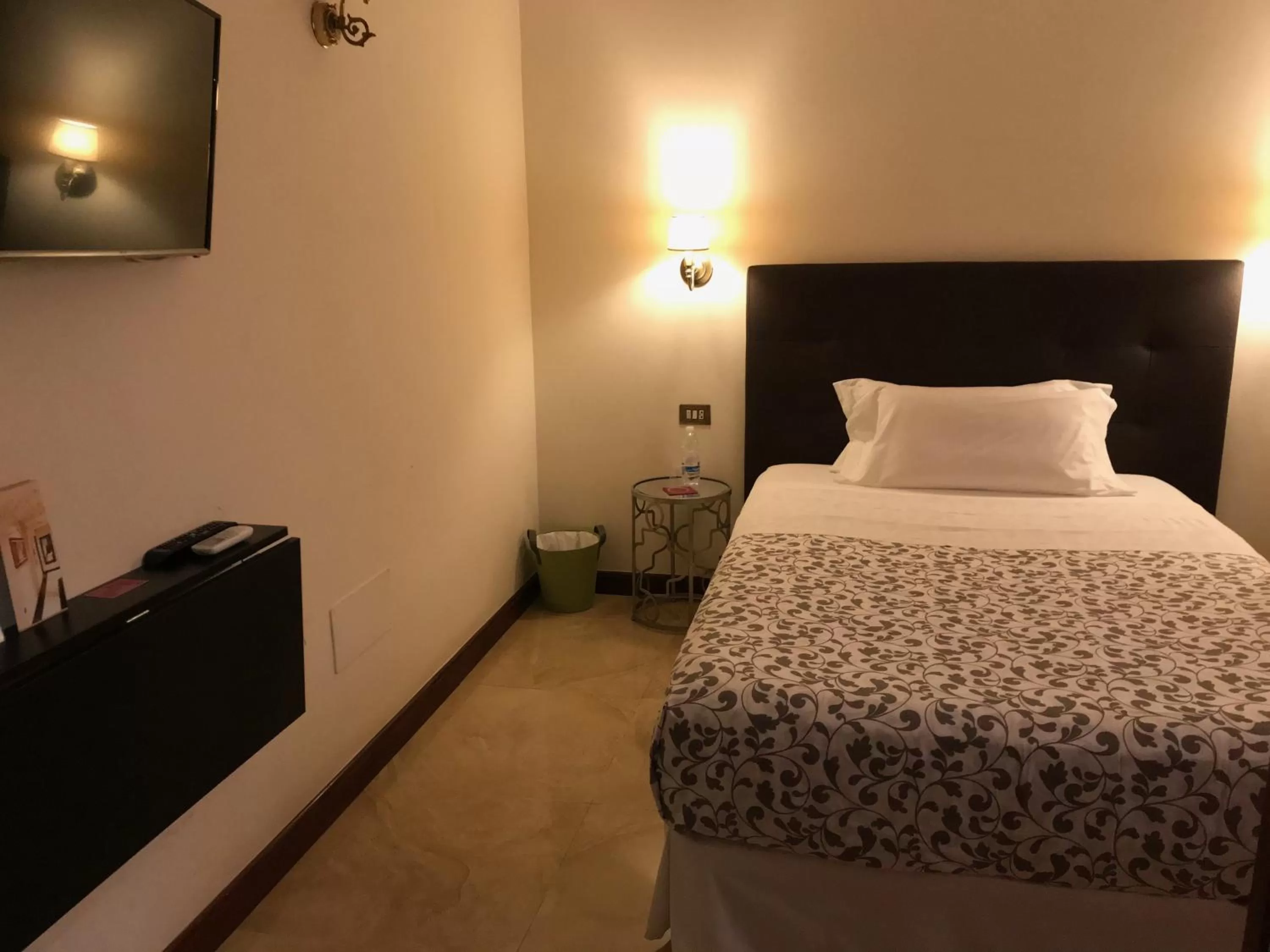 Photo of the whole room, Bed in Il Sogno di Gio de la Laguna