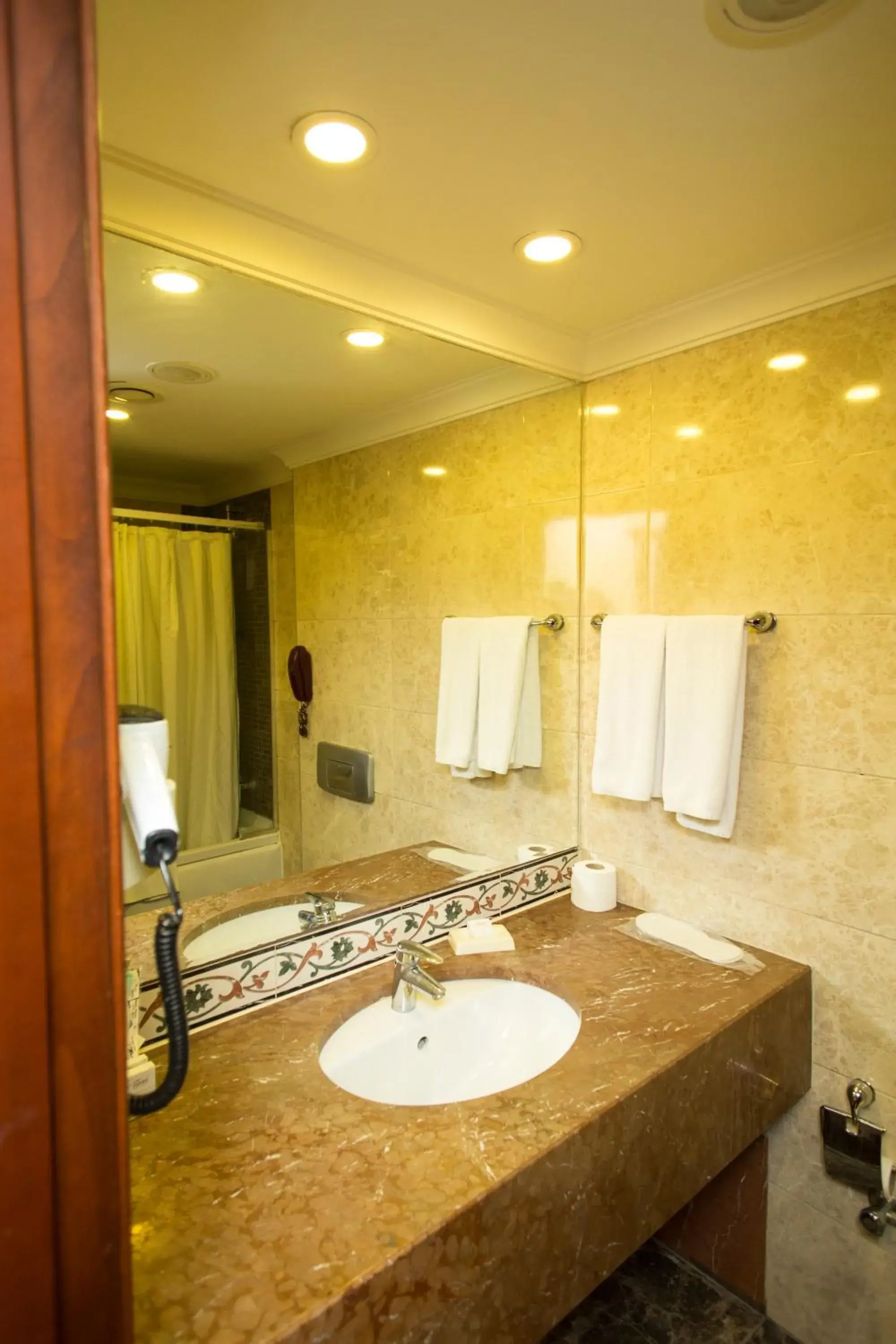 Bathroom in Topkapi Inter Istanbul Hotel