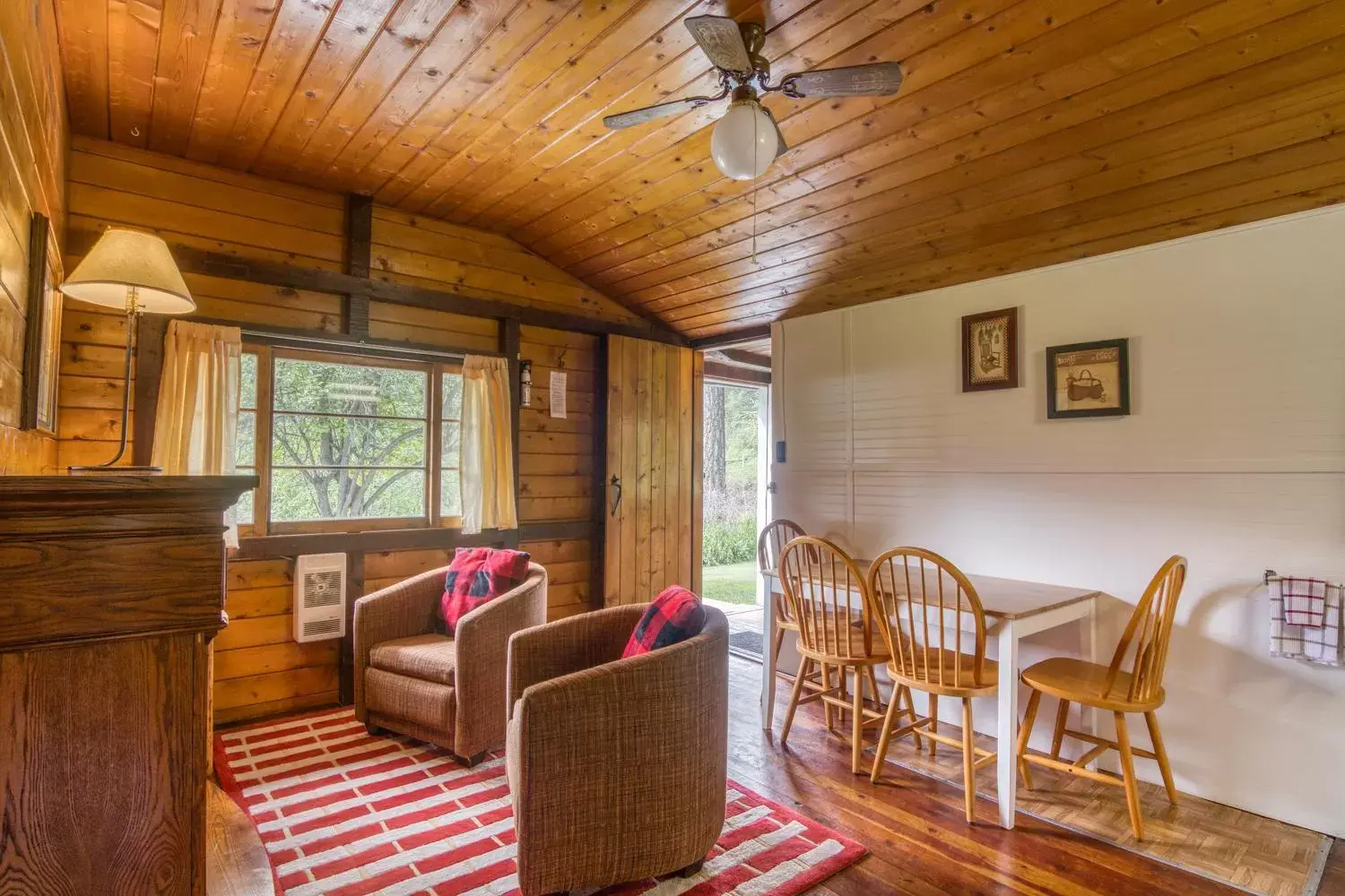 Living room, Seating Area in Timbers Resort