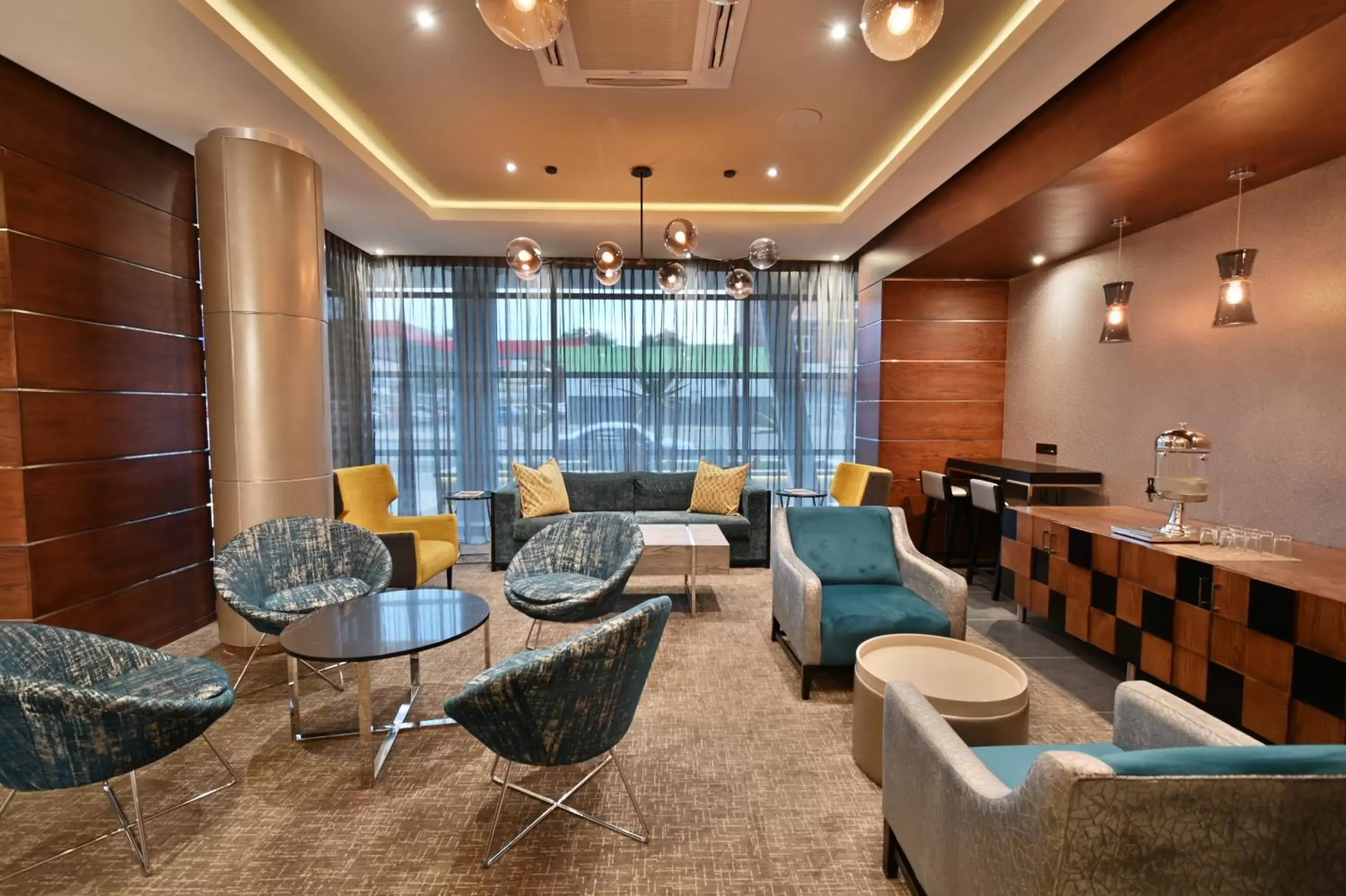 Lobby or reception, Lounge/Bar in Premier Splendid Inn Bloemfontein
