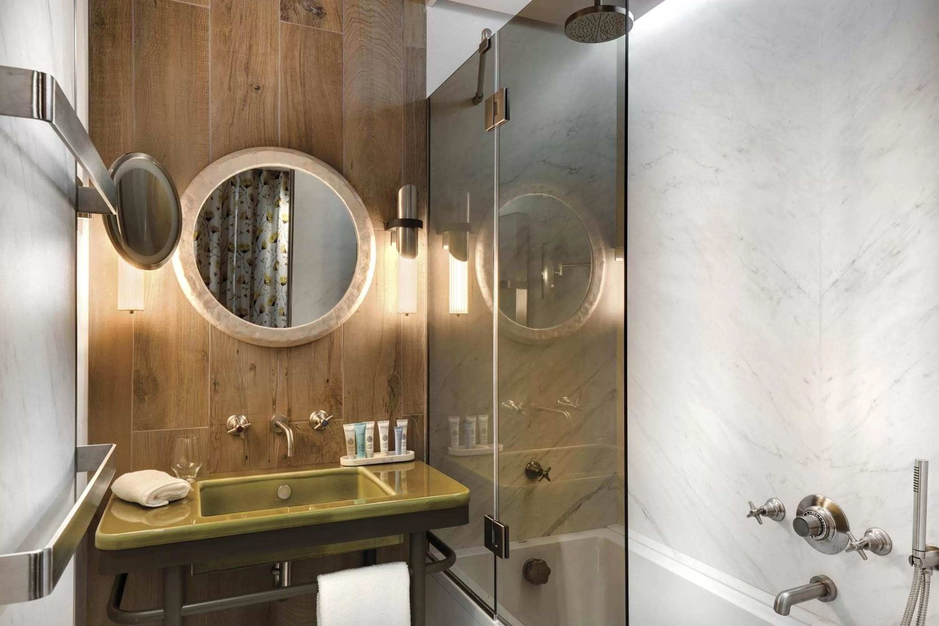 Bathroom in La Demeure Montaigne