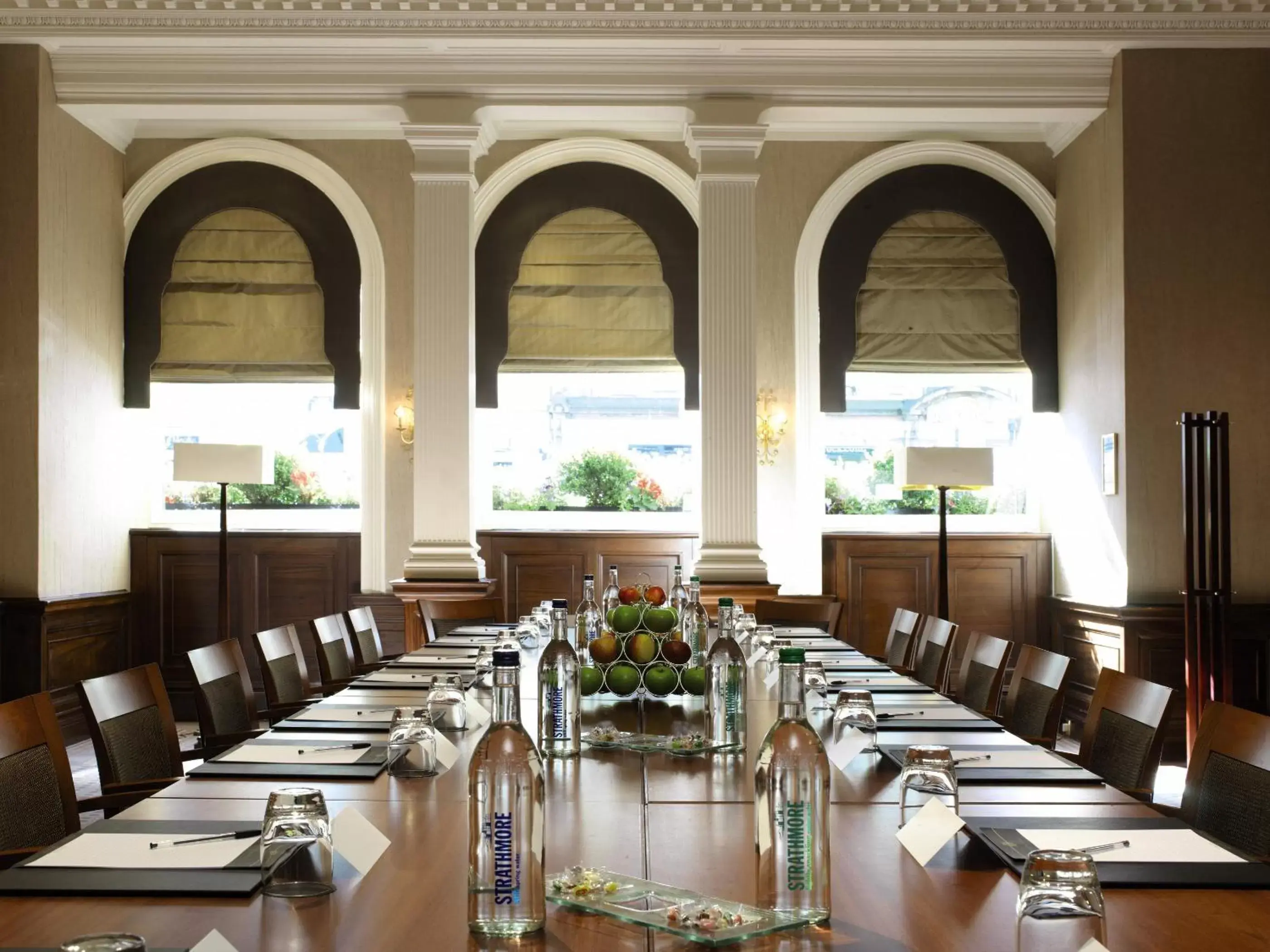 Business facilities, Restaurant/Places to Eat in InterContinental Hotels - Edinburgh The George, an IHG Hotel