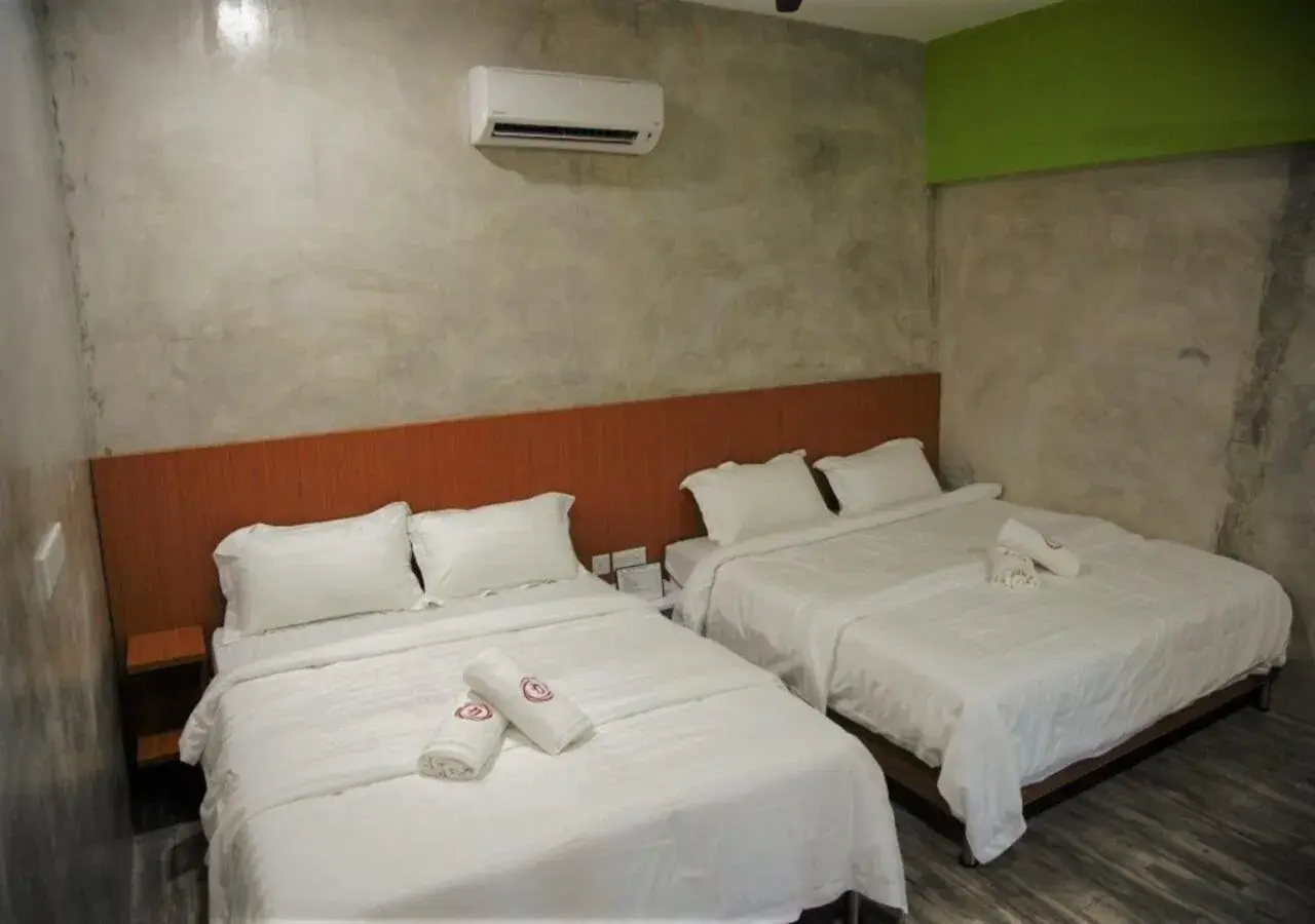 Bed in Rick Resort Teluk Intan