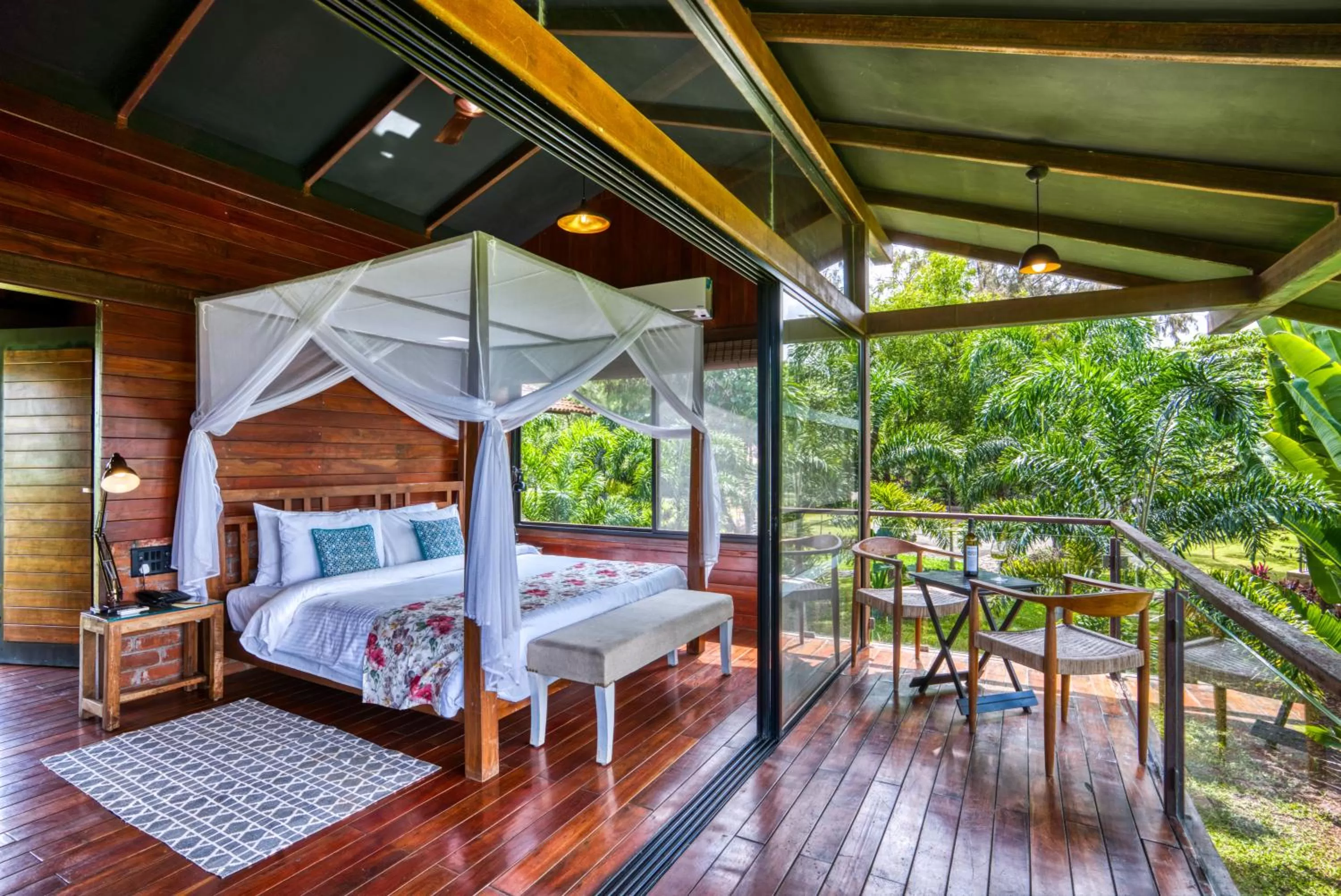 Photo of the whole room, Bed in The Source At Sula