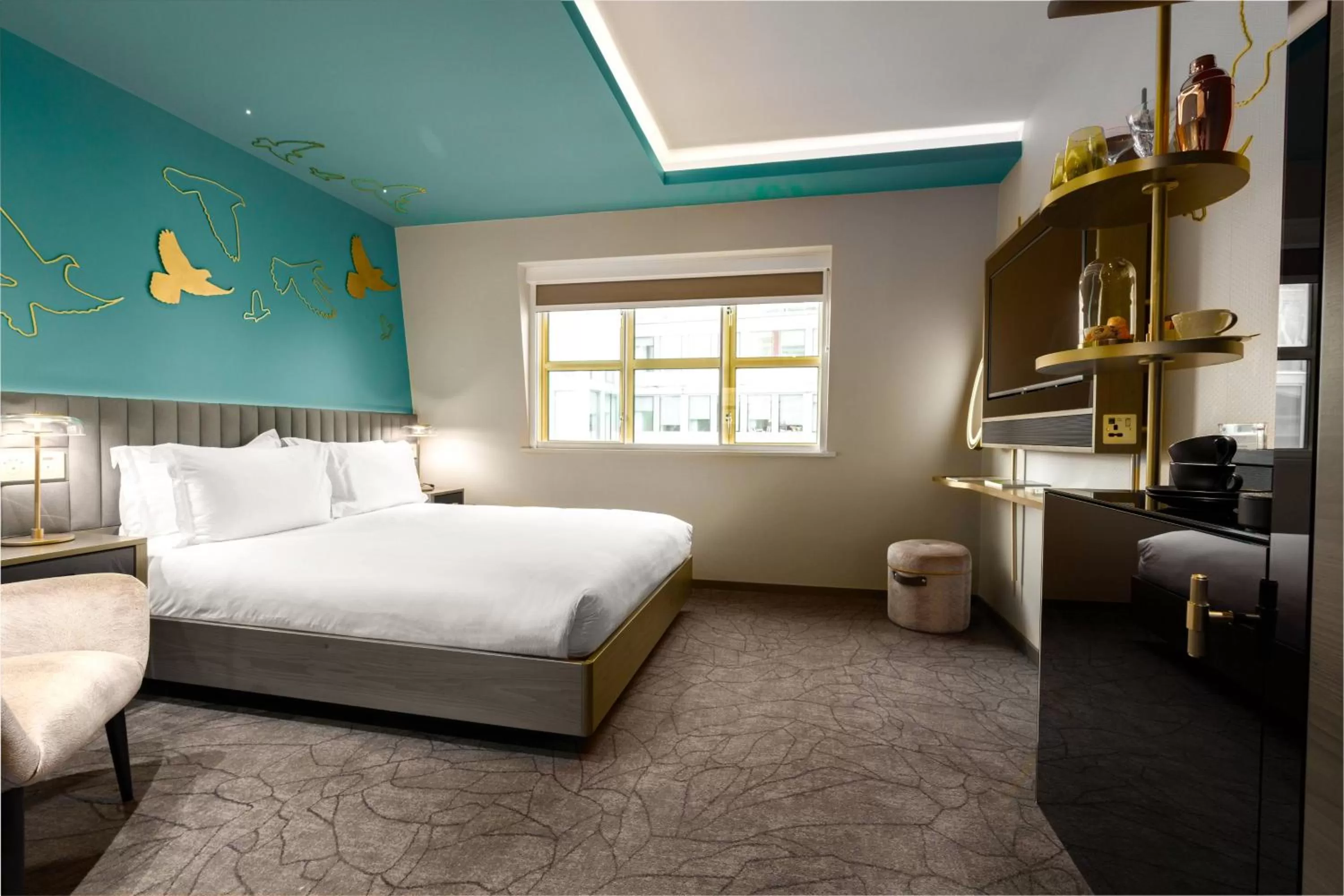 Bedroom, Bed in Middle Eight - Covent Garden - Preferred Hotels and Resorts