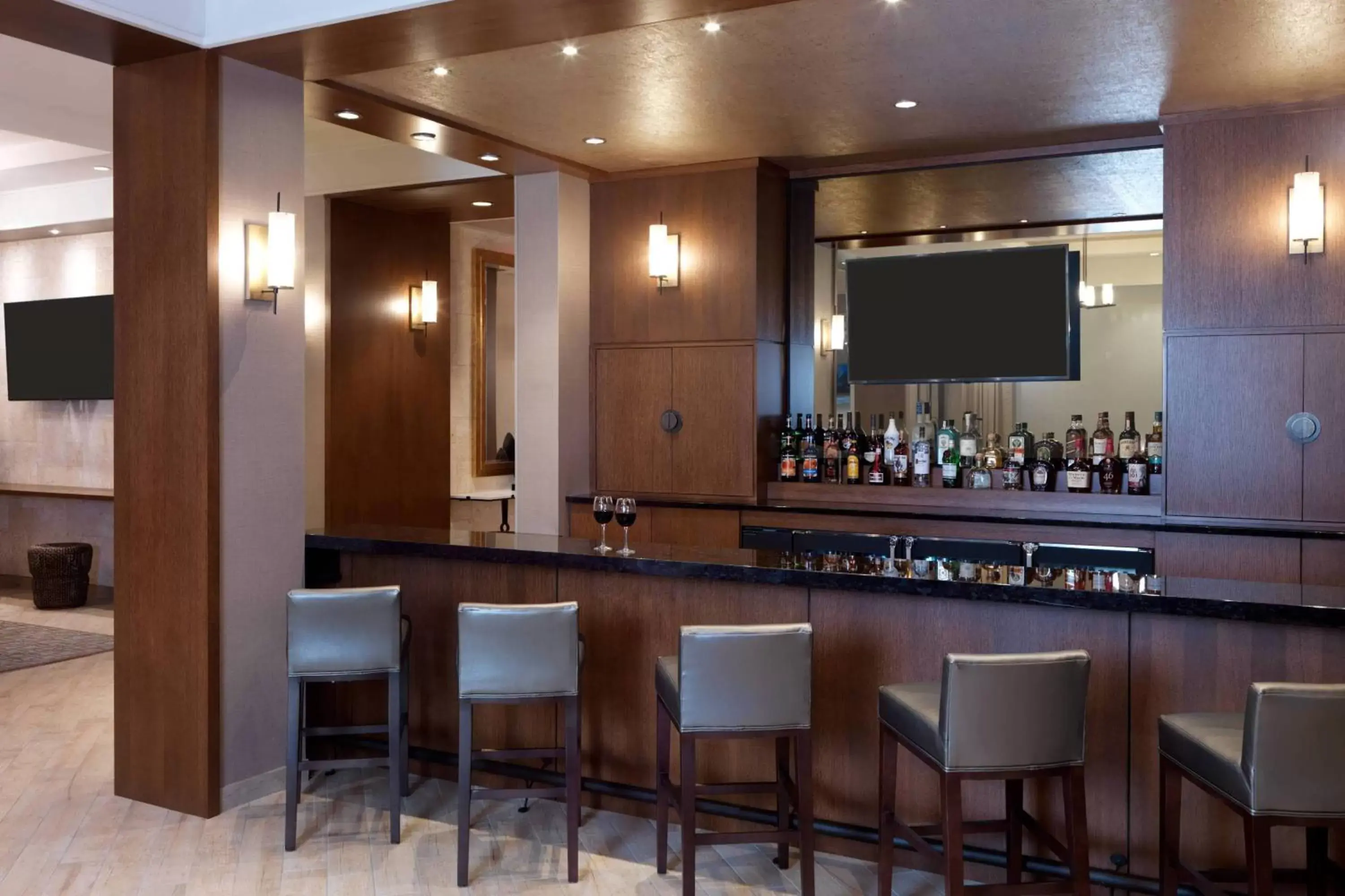 Lobby or reception, Lounge/Bar in TownePlace Suites by Marriott Orlando Downtown