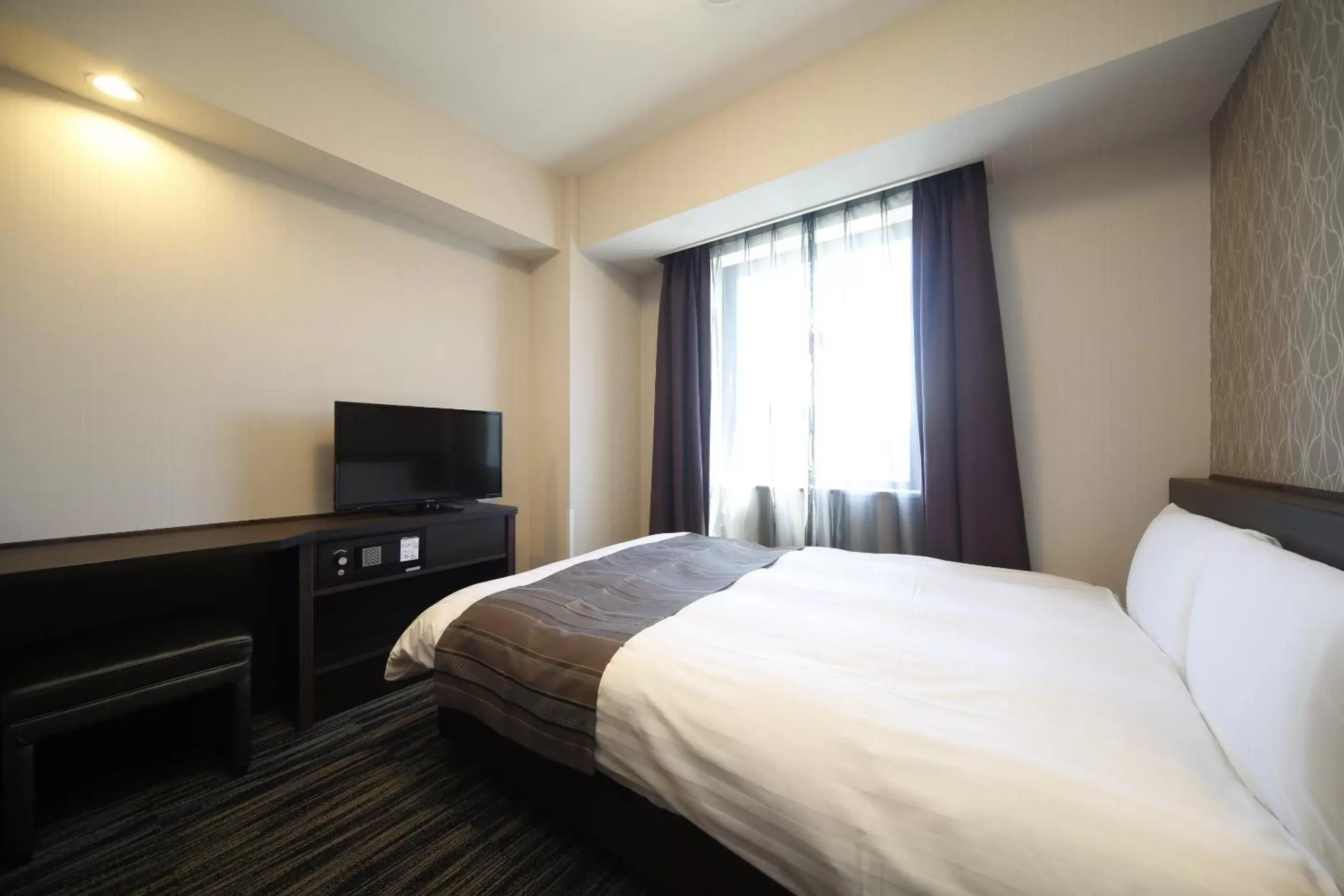 Photo of the whole room, Bed in Dormy Inn Kofu Marunouchi