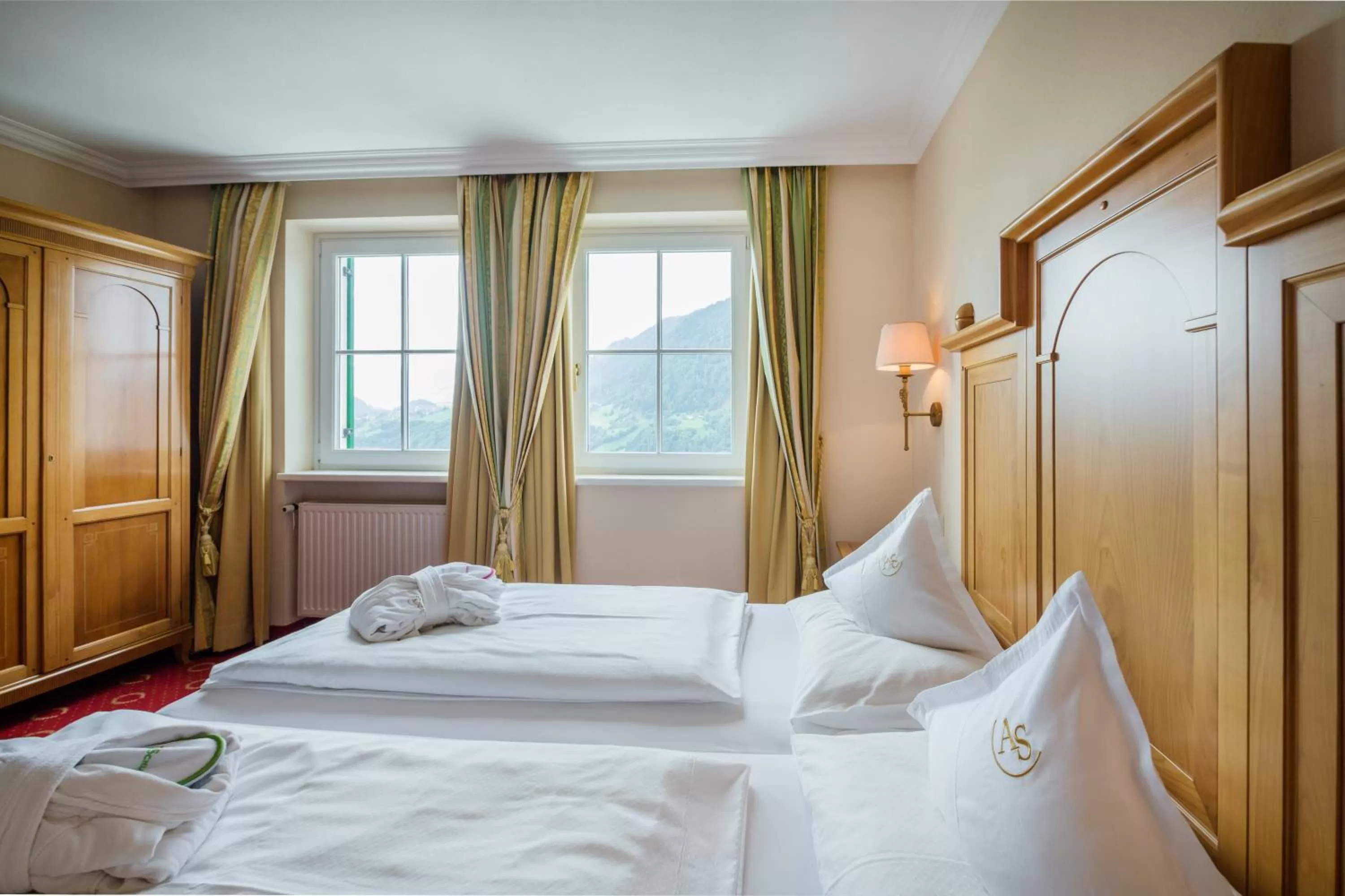 Bedroom, Bed in Hotel AlpenSchlössl