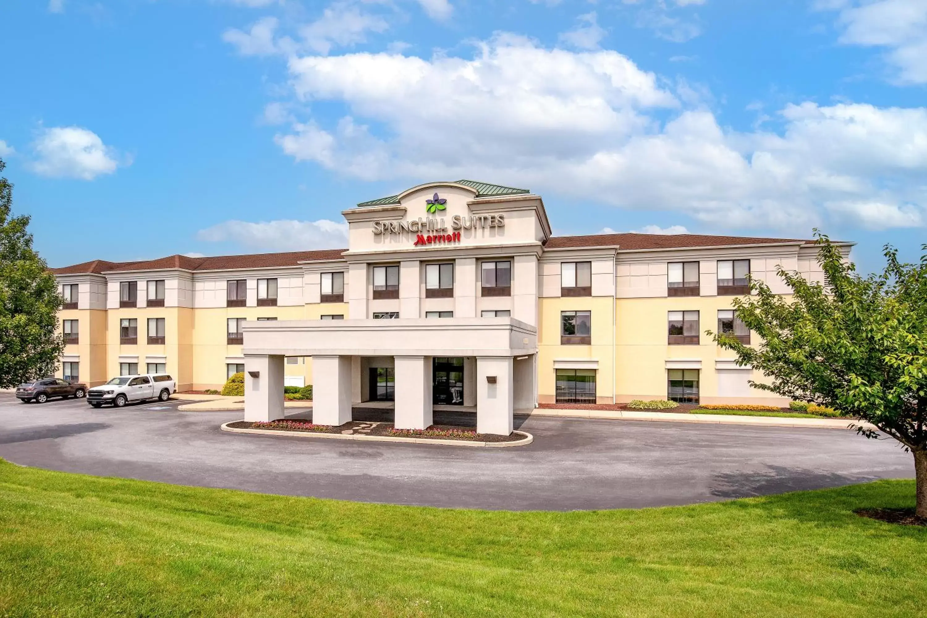 Property Building in SpringHill Suites by Marriott Hershey Near The Park