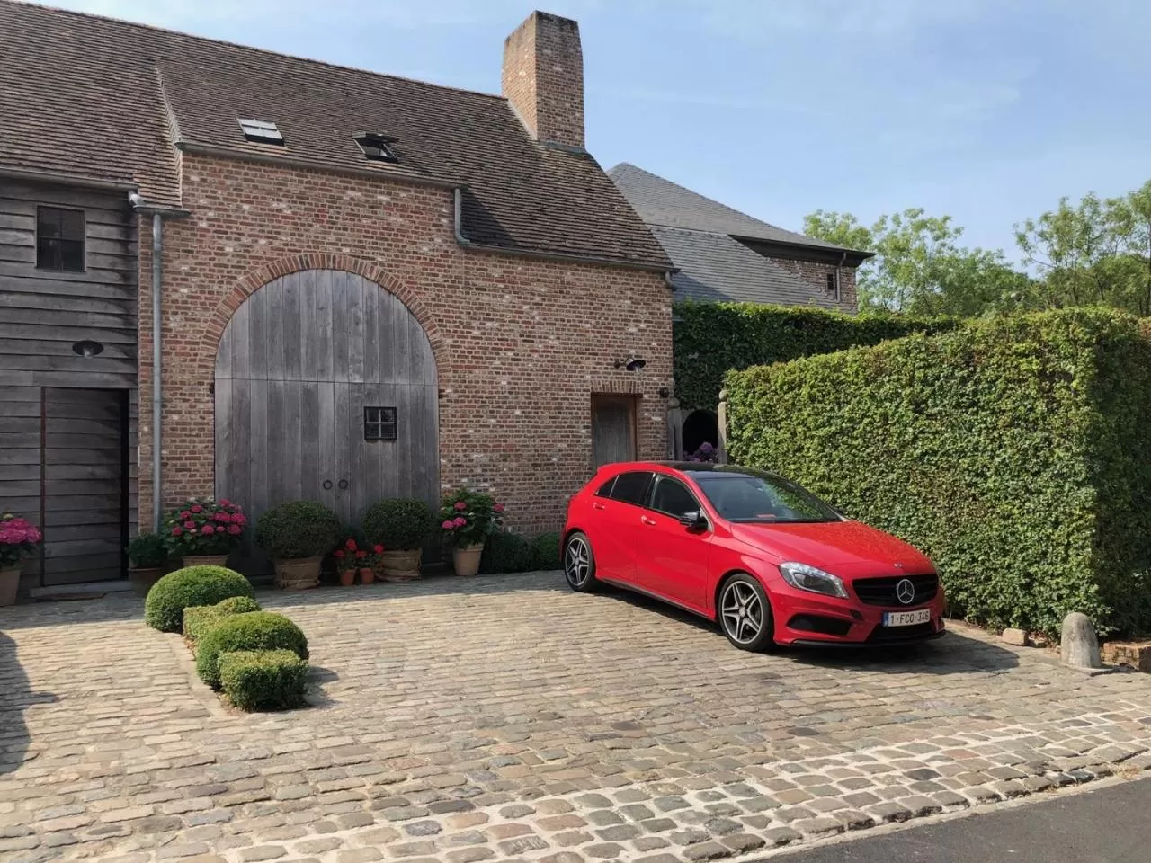 Facade/entrance, Property Building in Guesthouse Villa Vauban