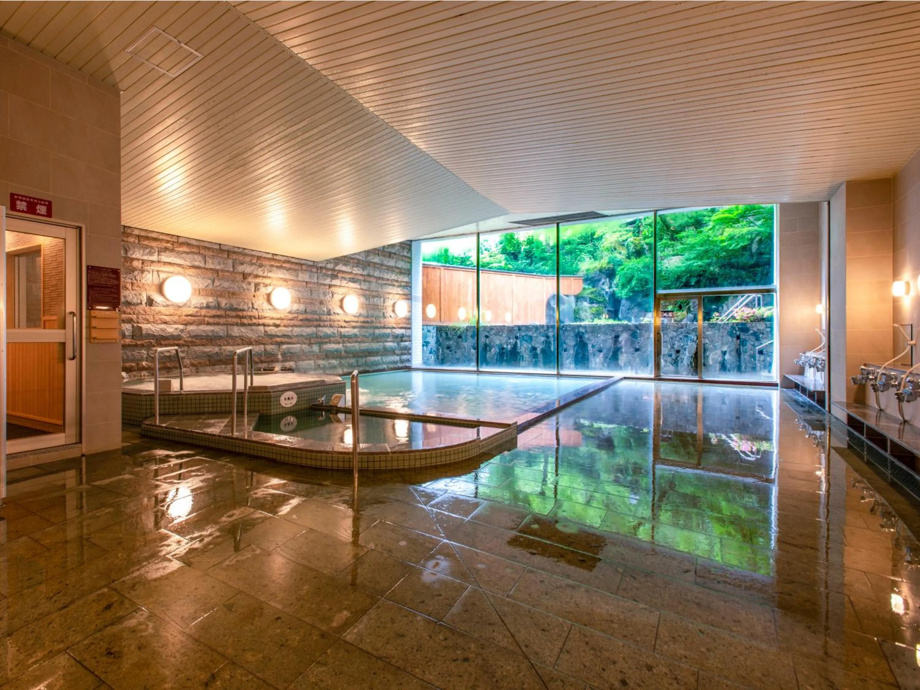 Hot Spring Bath in Yuzawa Toei Hotel