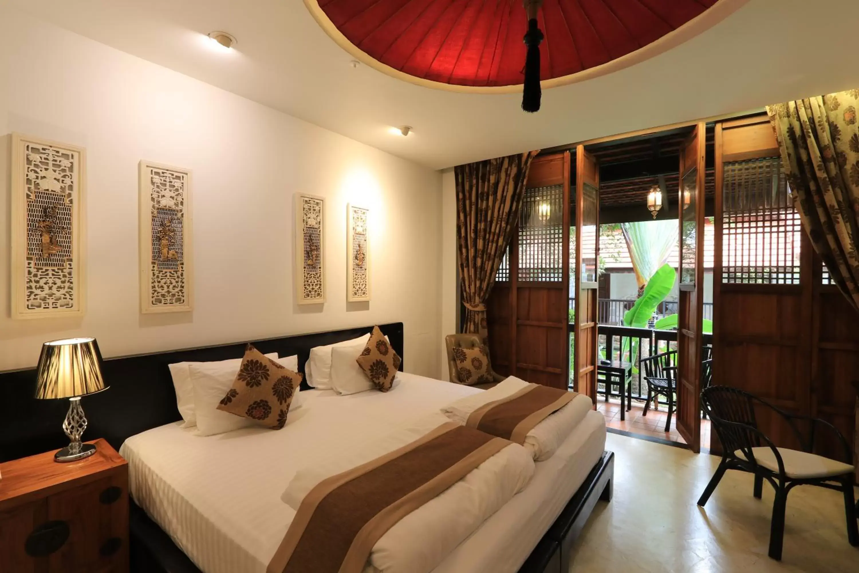 Photo of the whole room, Bed in Tharaburi Resort Photo of the whole room, Bed in Tharaburi Resort