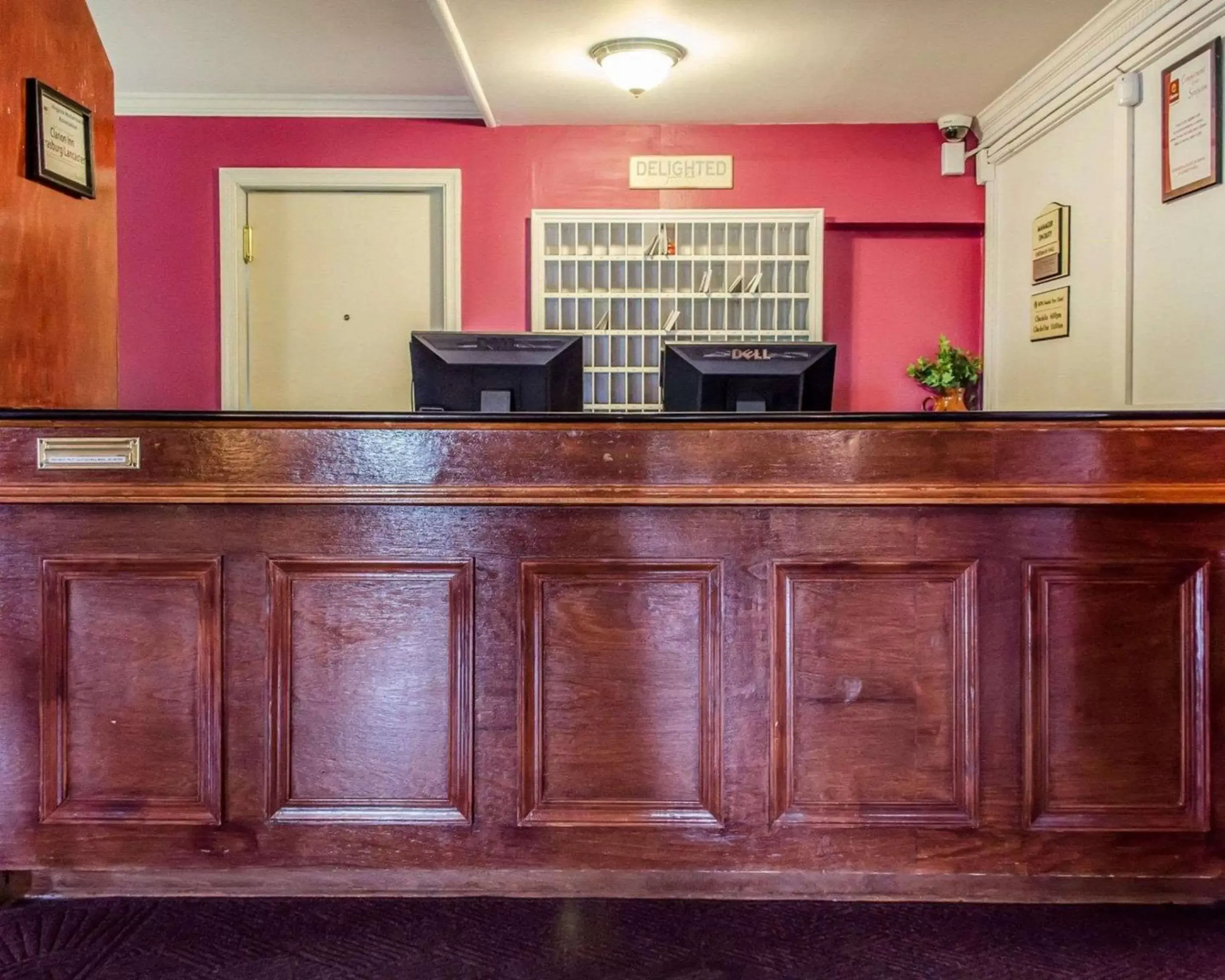 Lobby or reception, Lobby/Reception in Clarion Inn Strasburg - Lancaster