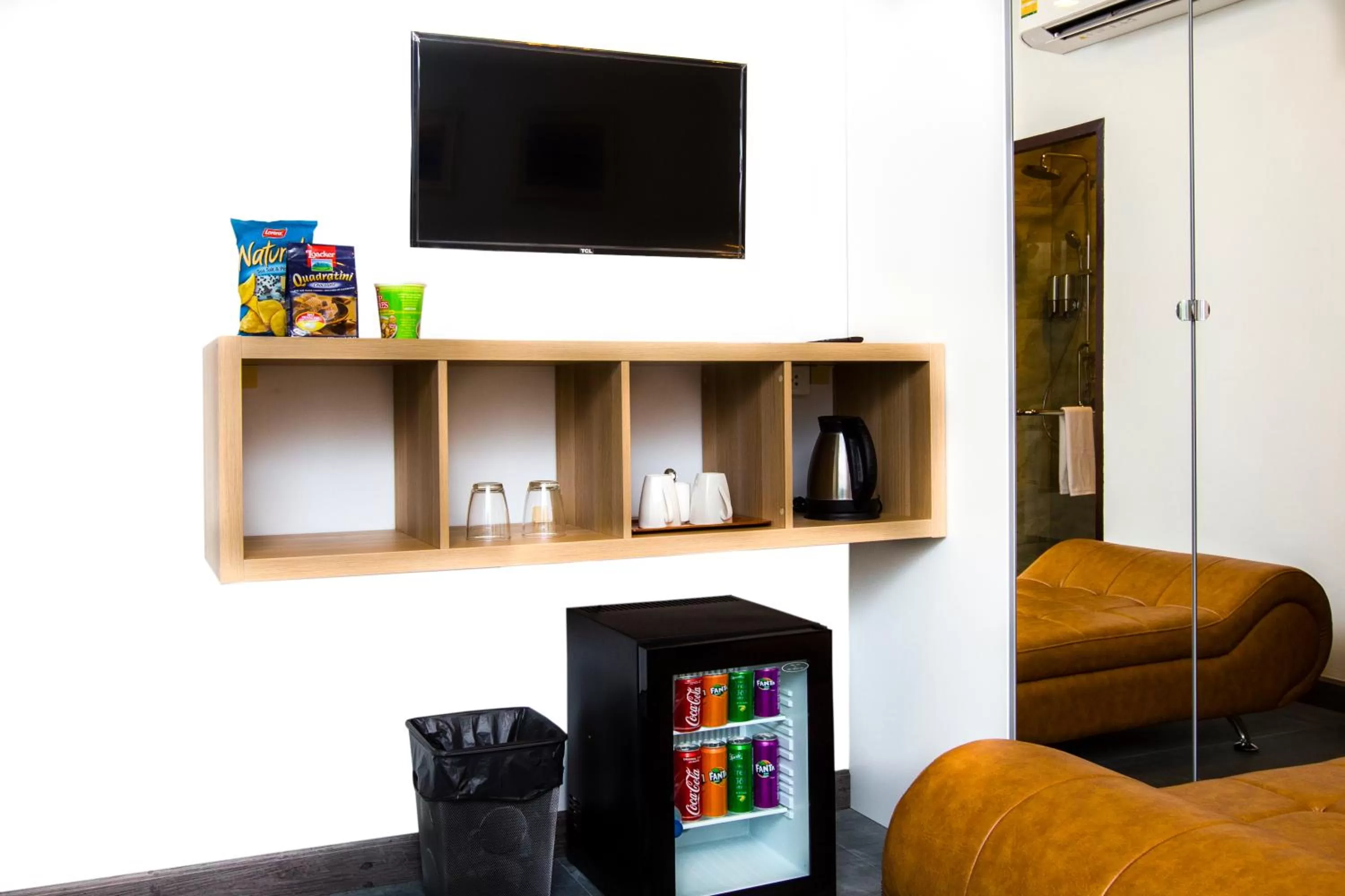 Communal lounge/ TV room in V One Pride-Sukhumvit 22, Bangkok