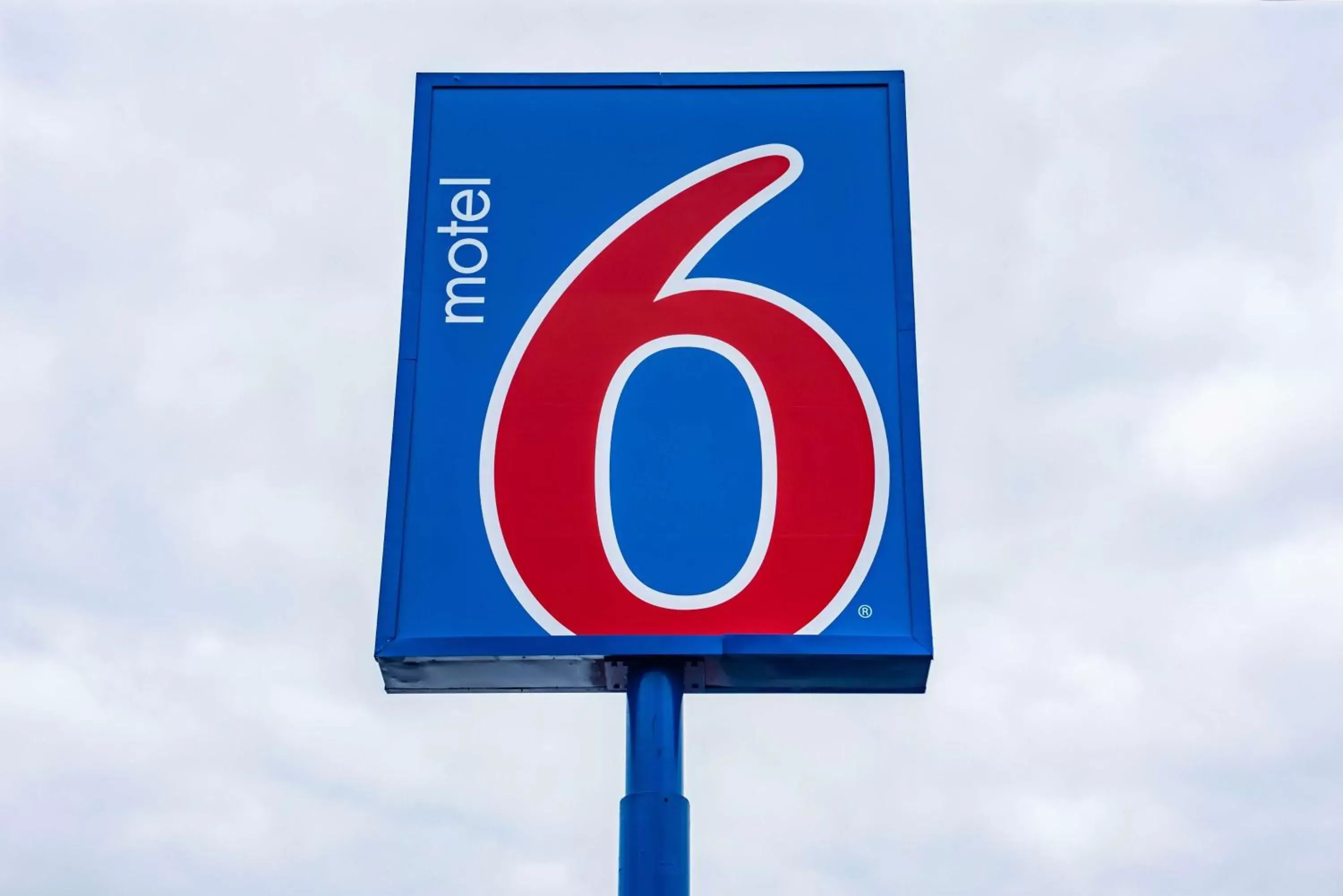 Property building in Motel 6-North Richland Hills, TX