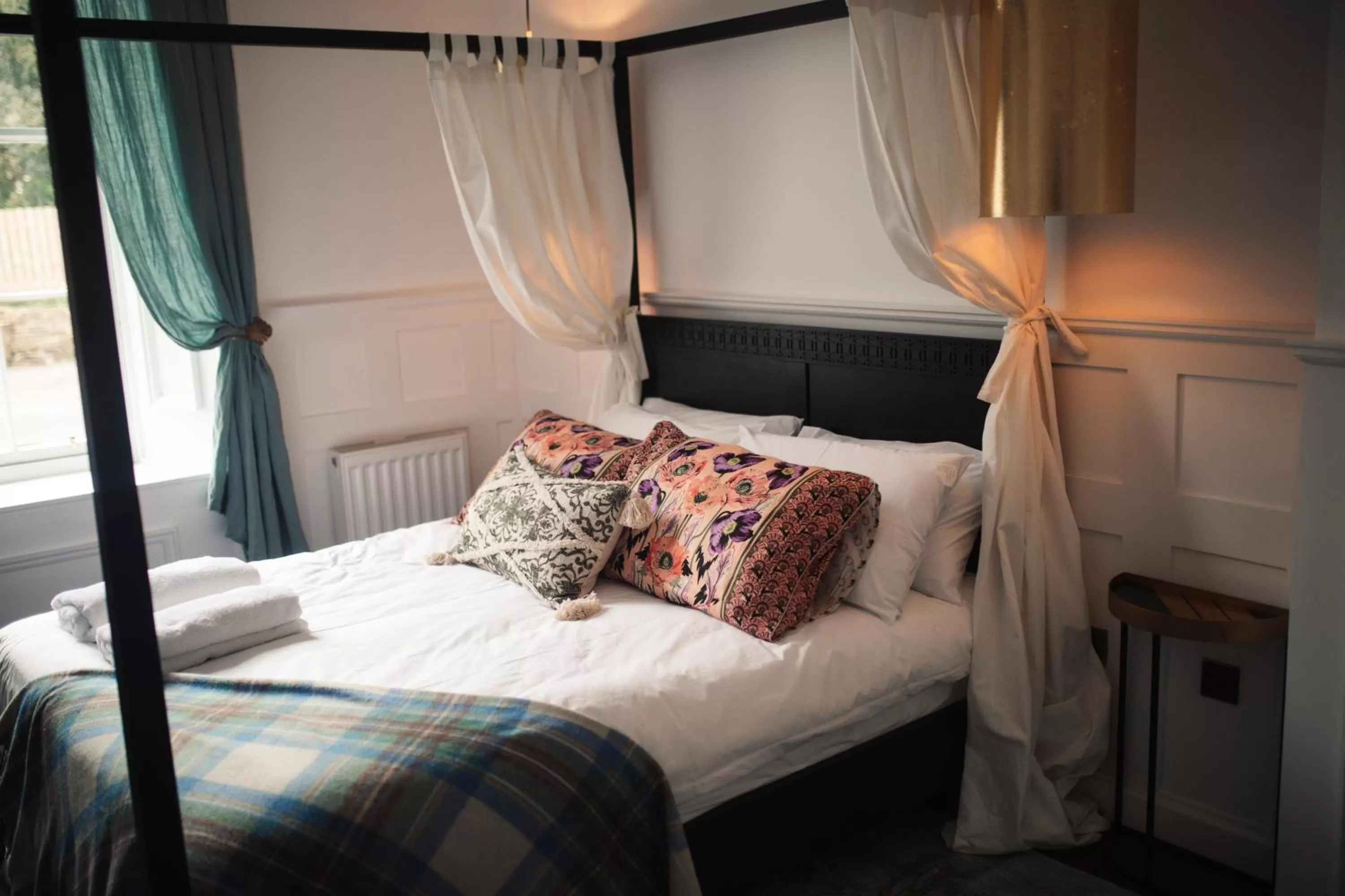 Bed in Slateford House 1770 Luxury Aparthotel by The House of Danu