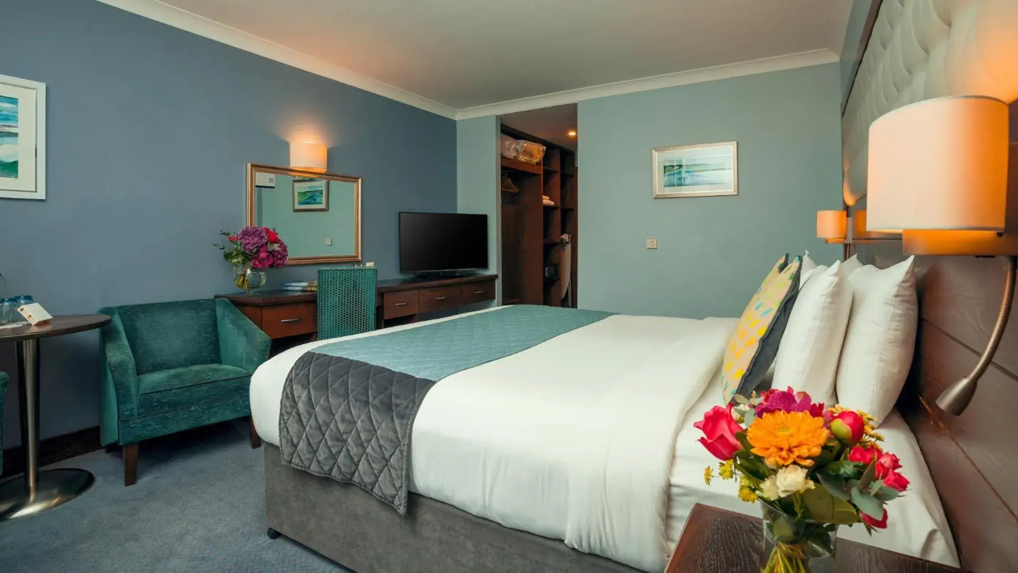 Bed in Cavan Crystal Hotel