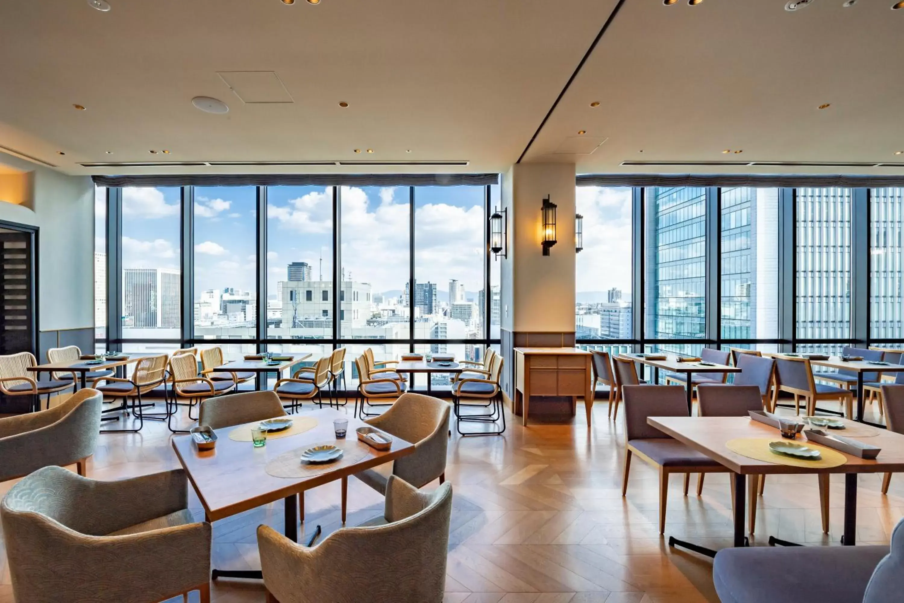 Restaurant/Places to Eat in Osaka Excel Hotel Tokyu