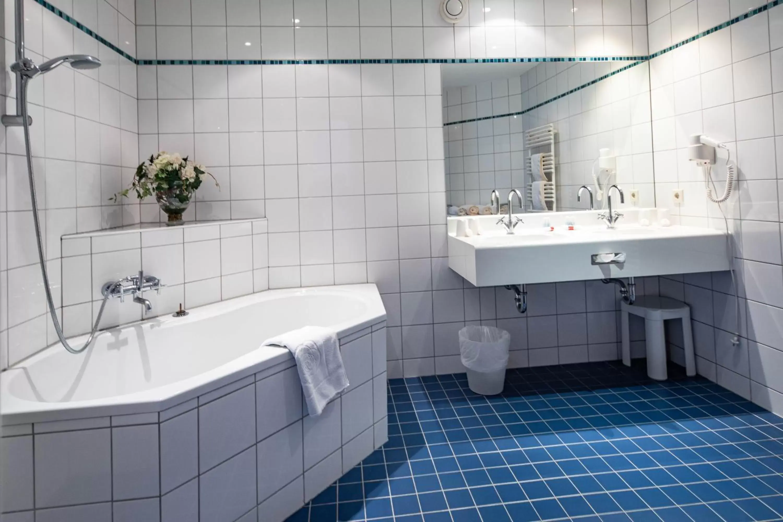 Bathroom in Amadeo Hotel Schaffenrath