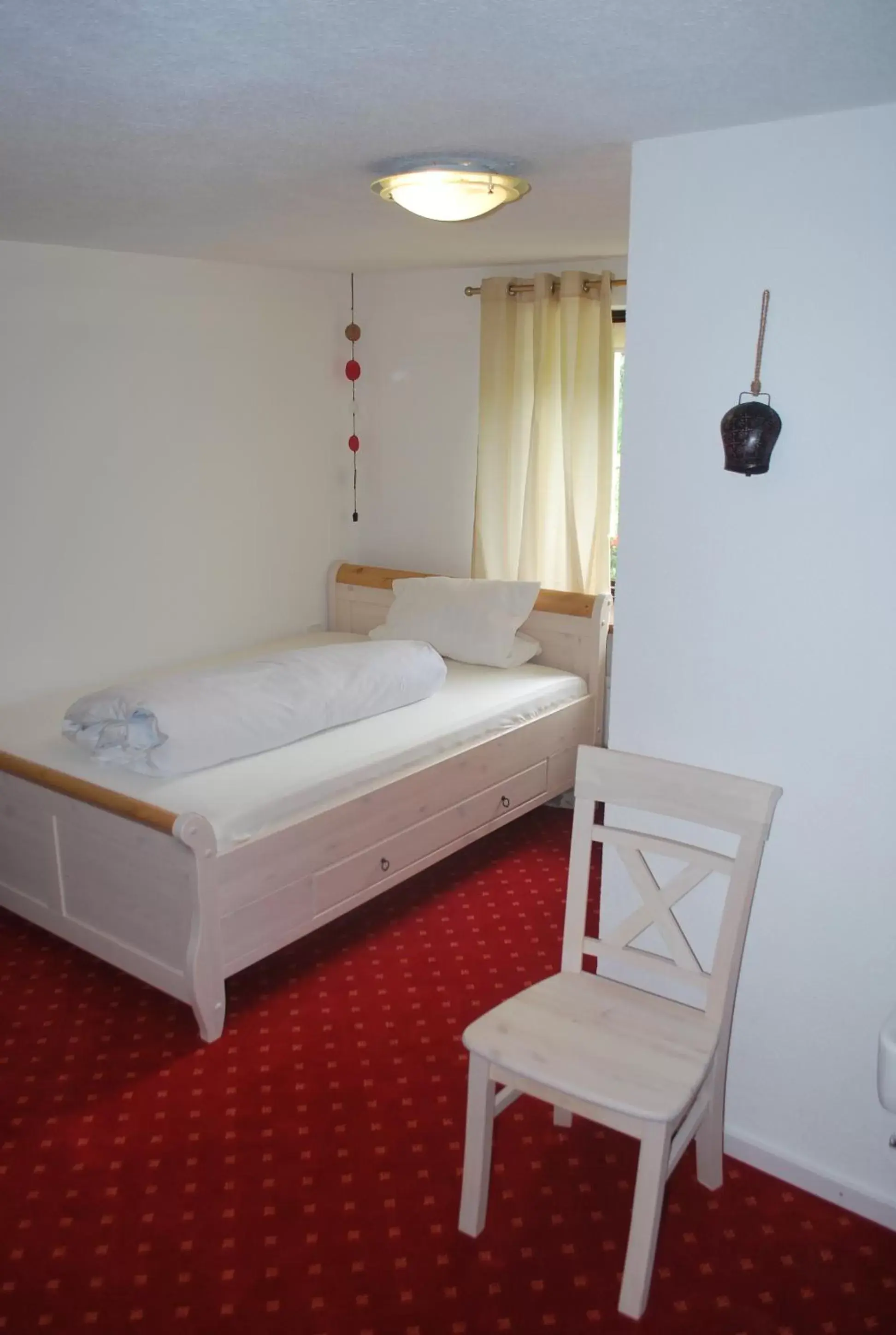 Single Room with Private Bathroom - single occupancy in Landgasthof Hirschen Untermettingen