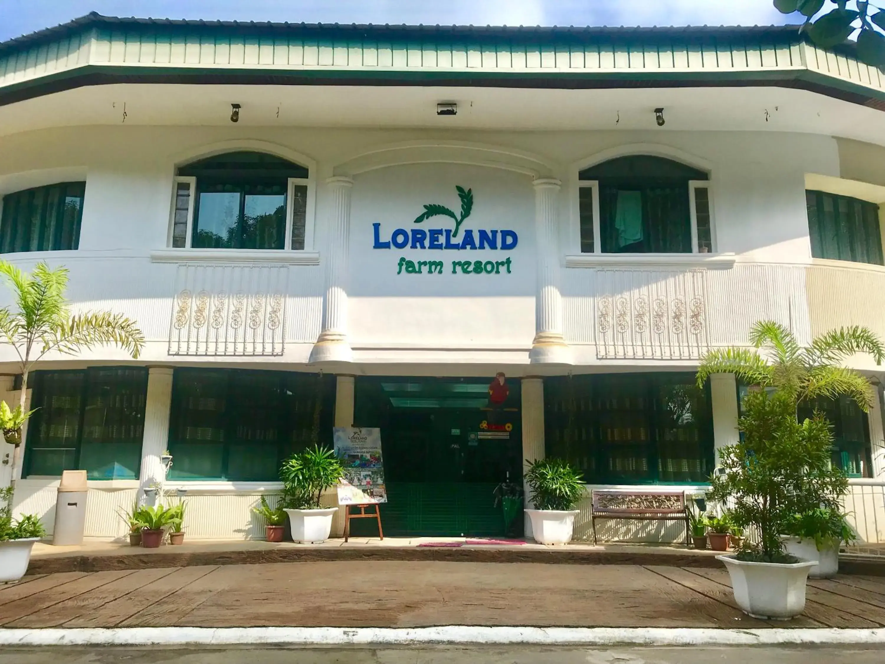 Property Building in Loreland Farm Resort