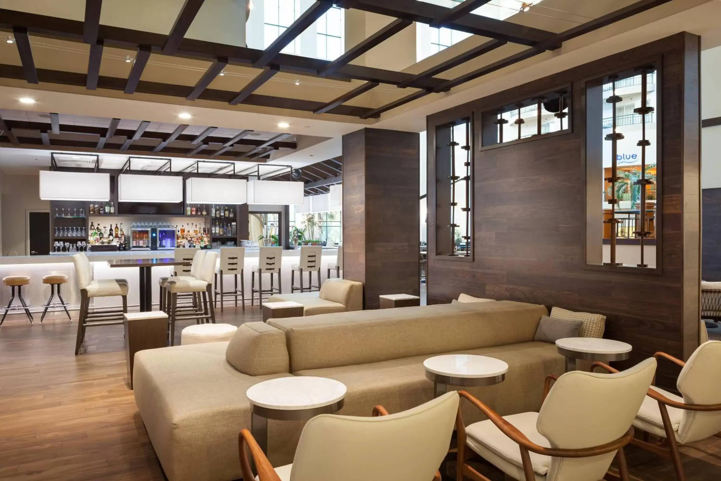 Restaurant/places to eat, Lounge/Bar in Marriott Savannah Riverfront