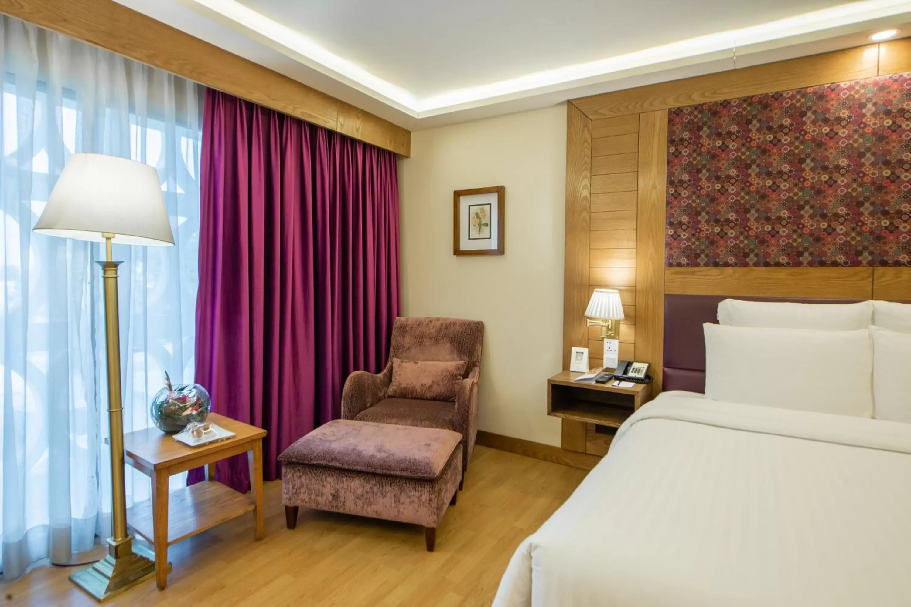 Bedroom, Seating Area in Pearl Continental Hotel, Rawalpindi