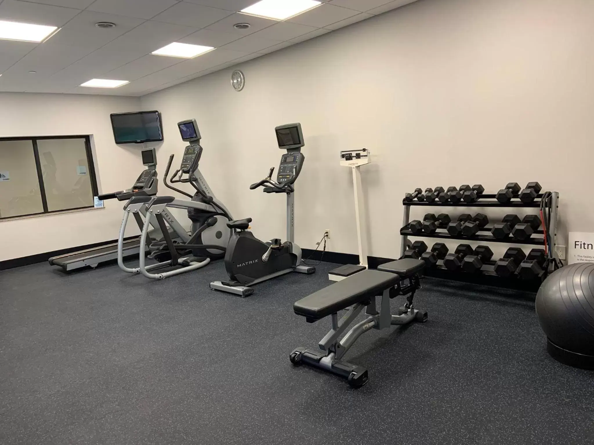 Fitness centre/facilities, Fitness Center/Facilities in Holiday Inn Express Hotel & Suites Hermosa Beach, an IHG Hotel