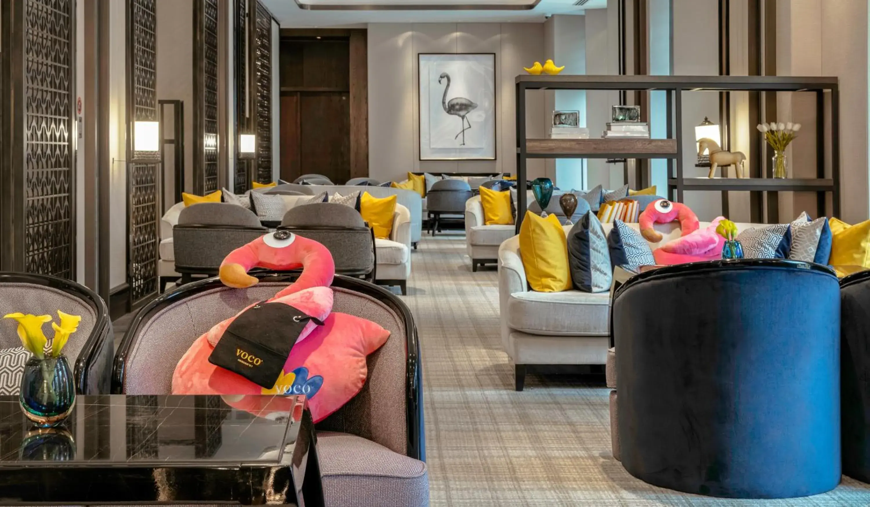 Lounge or bar in voco - Hangzhou Binjiang Minghao by IHG Lounge or bar in voco - Hangzhou Binjiang Minghao by IHG