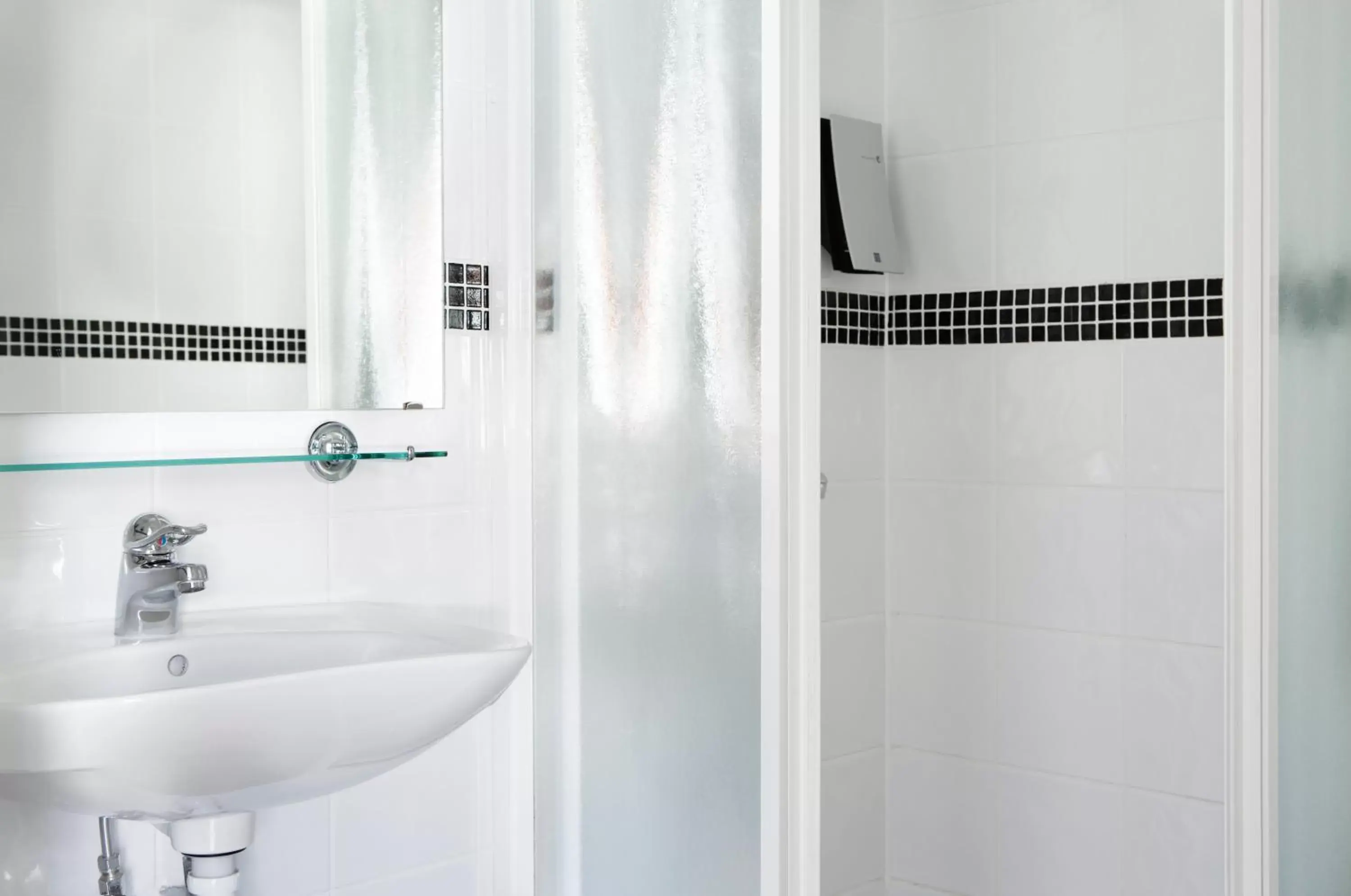 Bathroom in Comfort Hotel Jönköping Bathroom in Comfort Hotel Jönköping