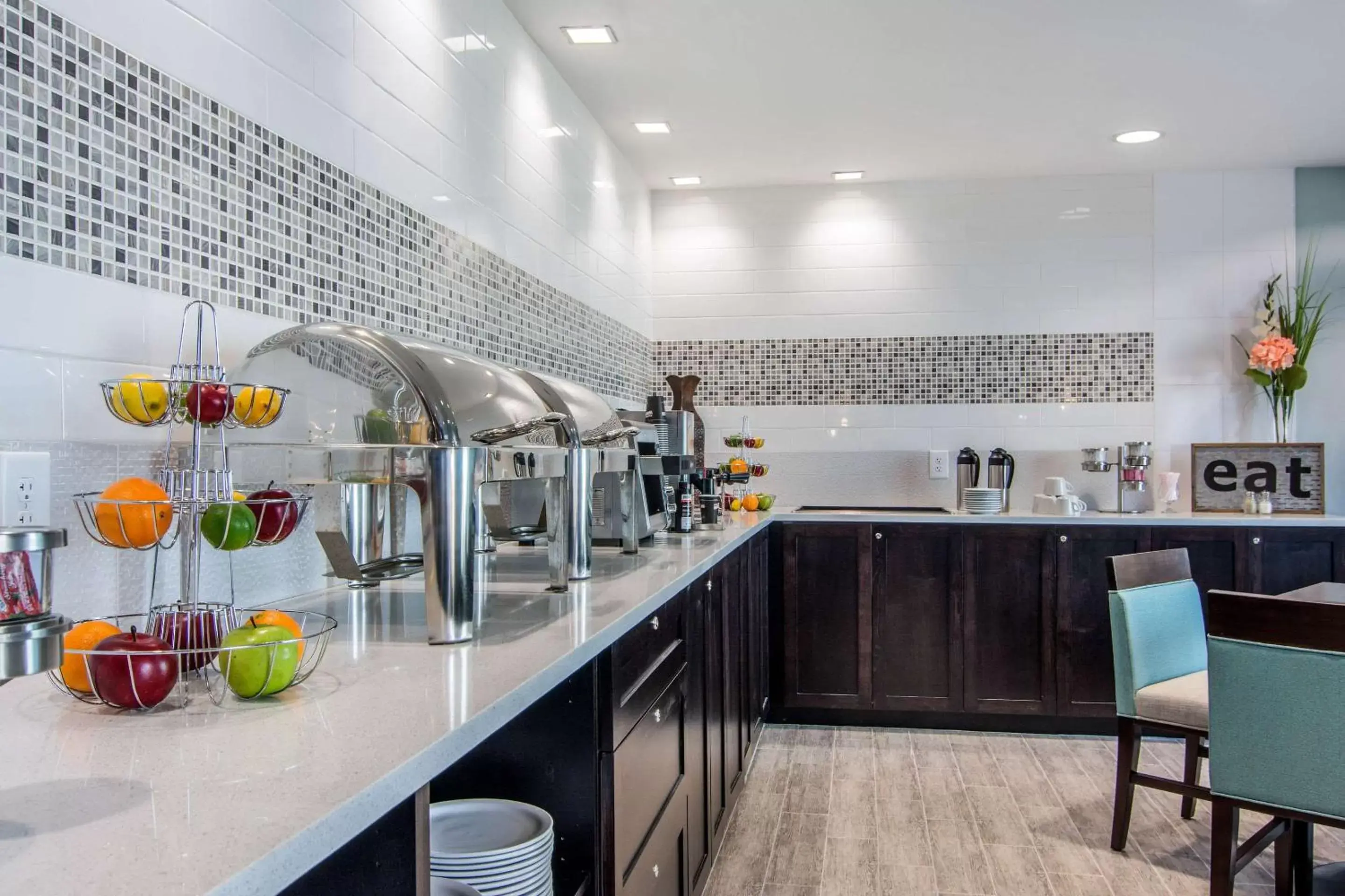 Restaurant/places to eat in Clarion Inn & Suites Atlanta Downtown Restaurant/places to eat in Clarion Inn & Suites Atlanta Downtown