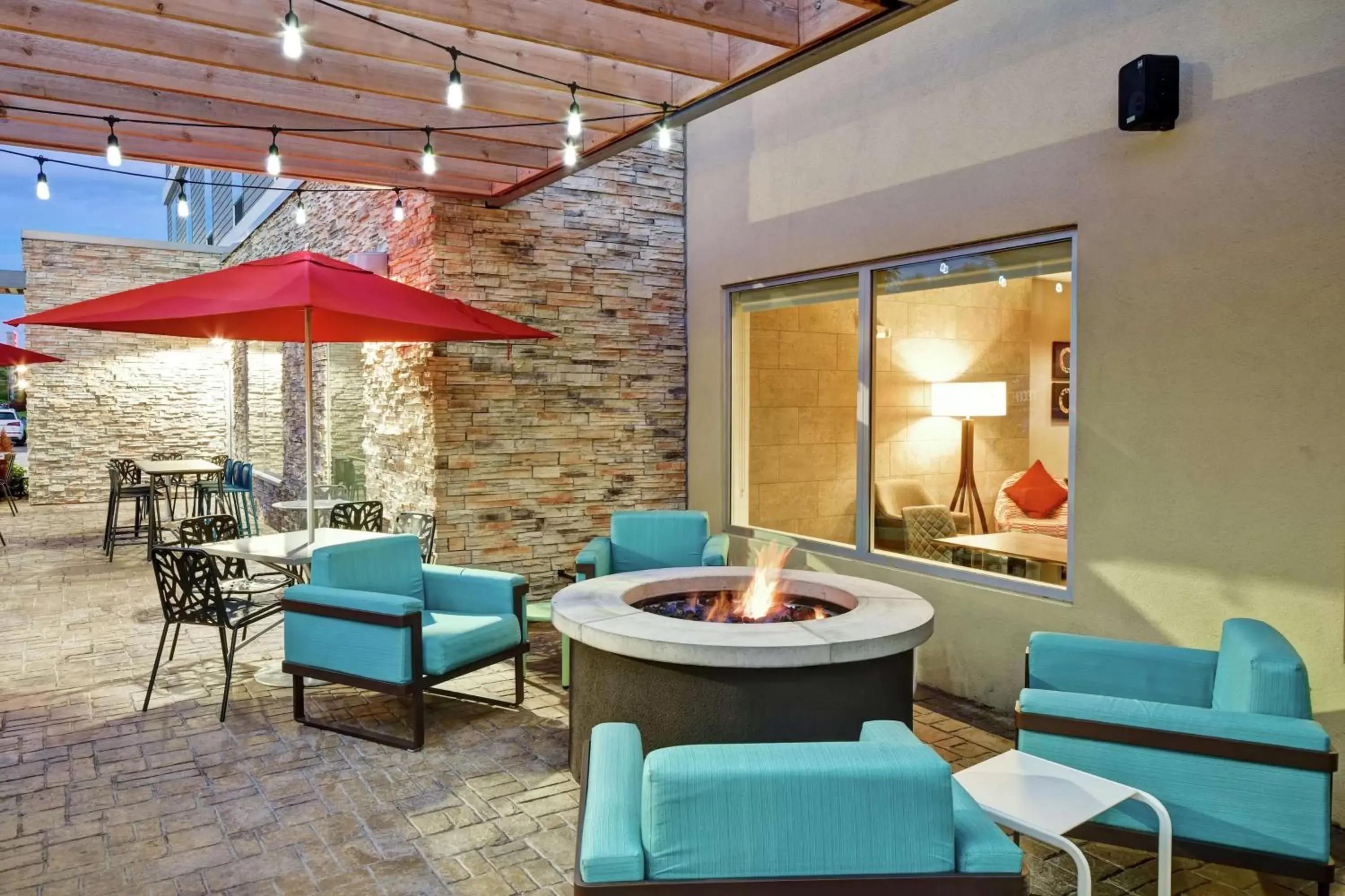 Patio, Seating Area in Home2 Suites by Hilton Springfield North