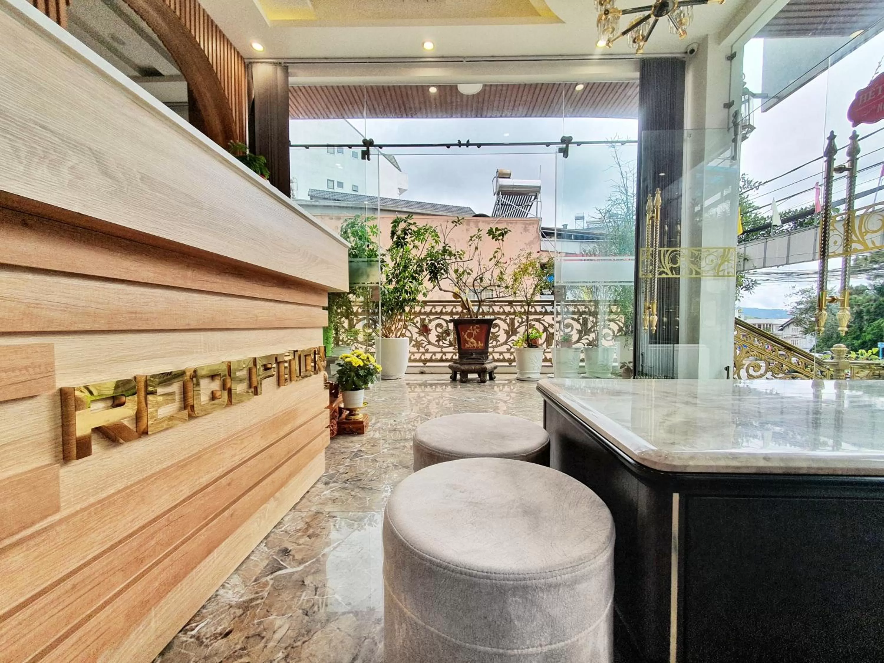 Living room in Thanh Thuy Hotel