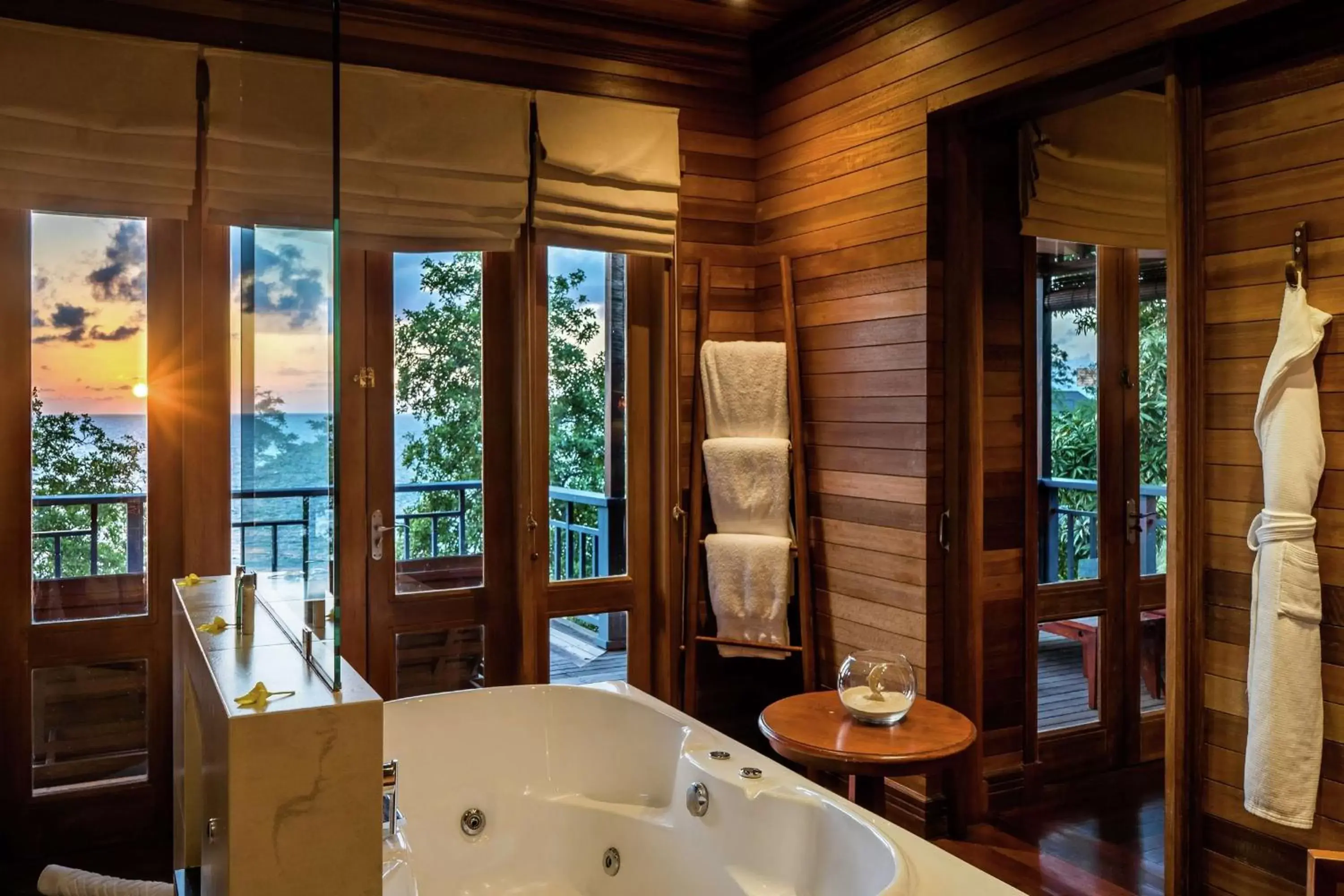 Bathroom in Hilton Seychelles Northolme Resort & Spa