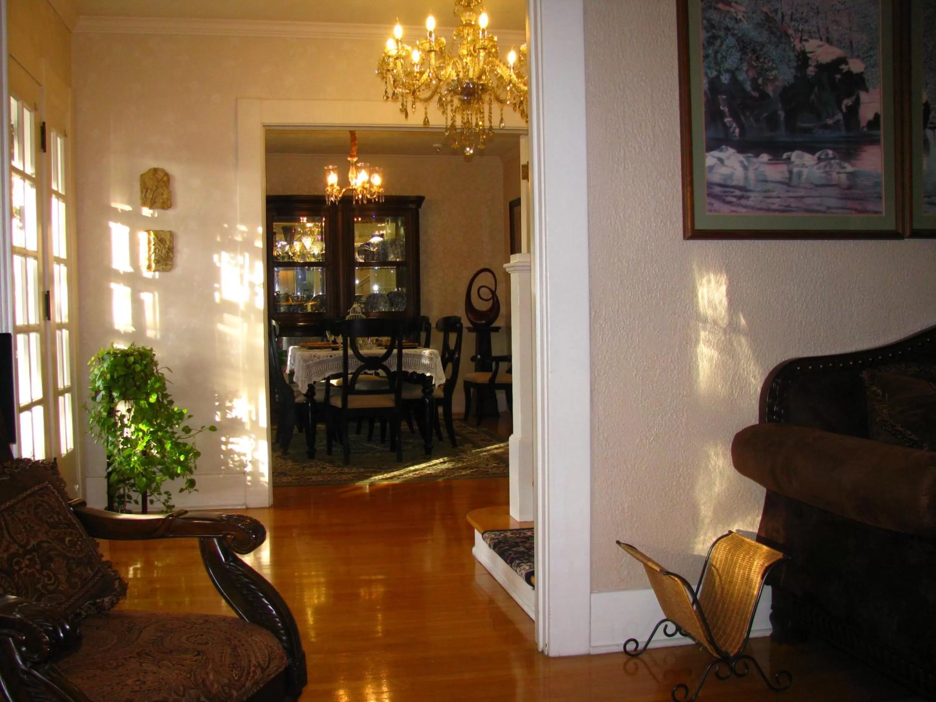 Facade/entrance in Terraluna Inn