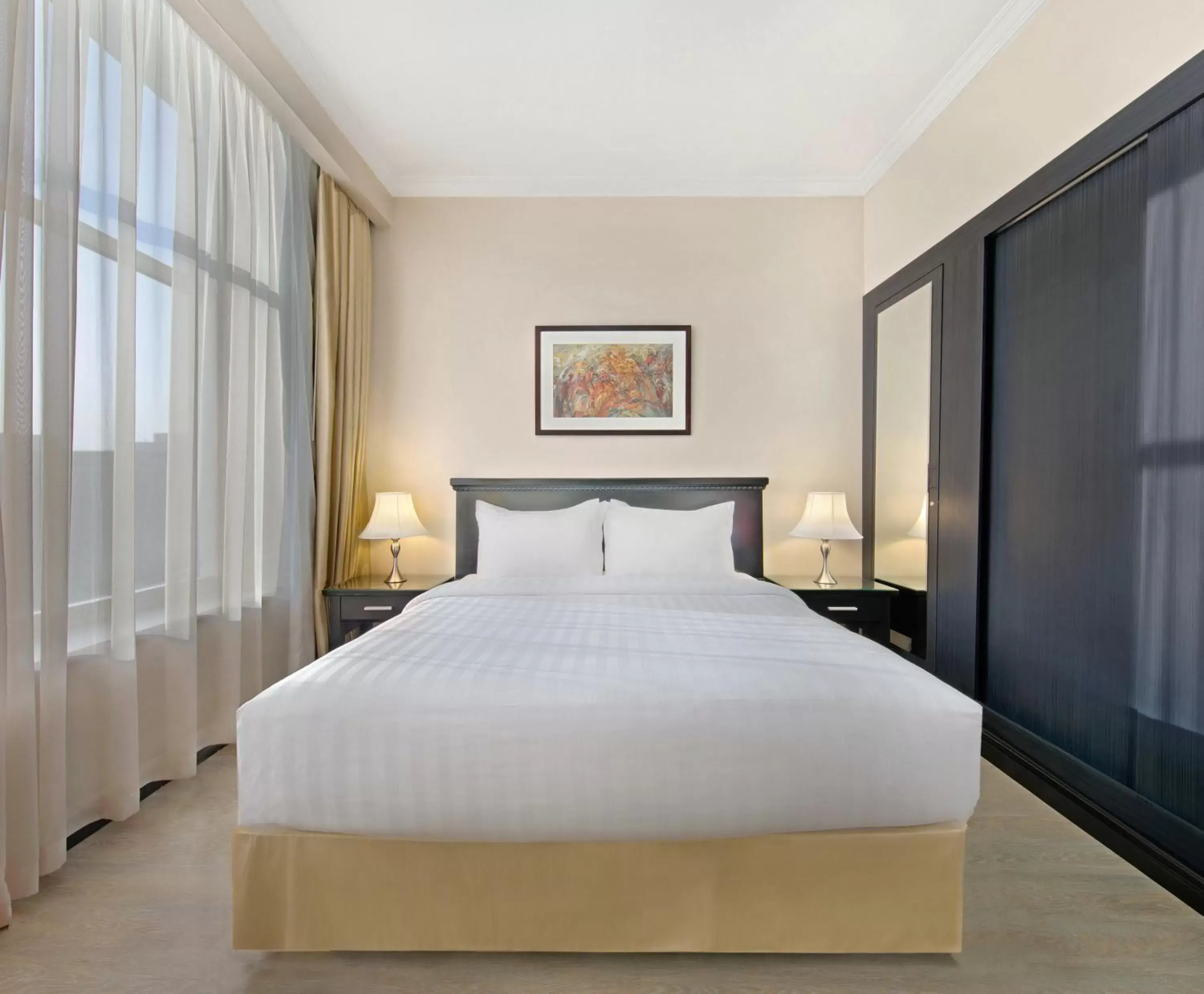 Bedroom, Bed in Ezdan Hotels Doha