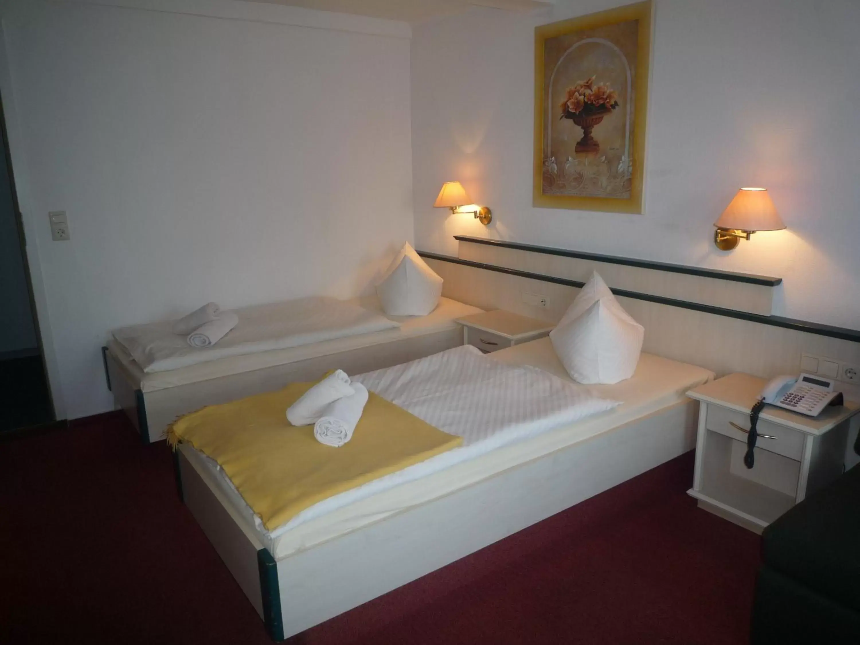 Bed in Hotel Schnehagen