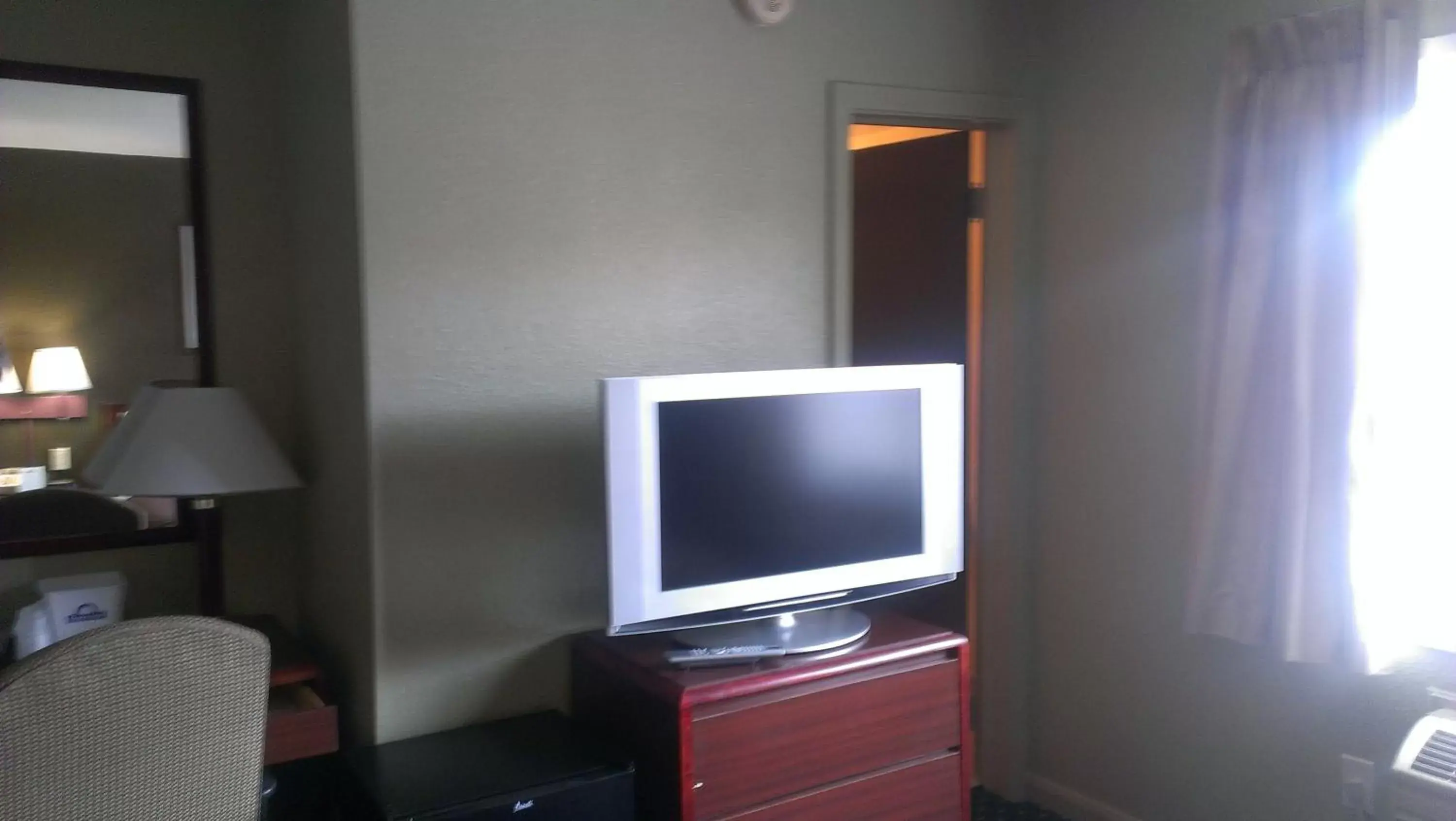 TV and multimedia, TV/Entertainment Center in Days Inn by Wyndham Cleveland Lakewood