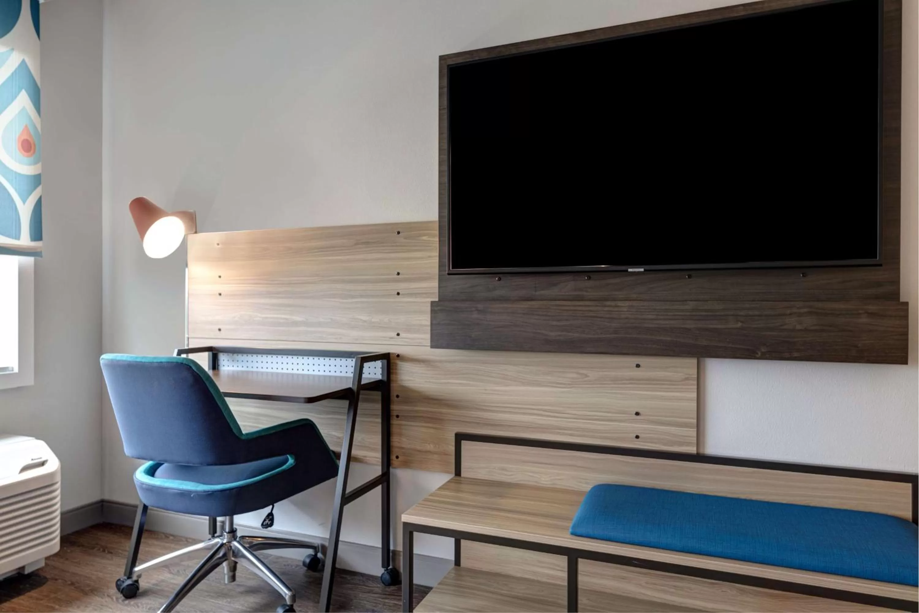 Bedroom in Tru By Hilton Grantville, Pa