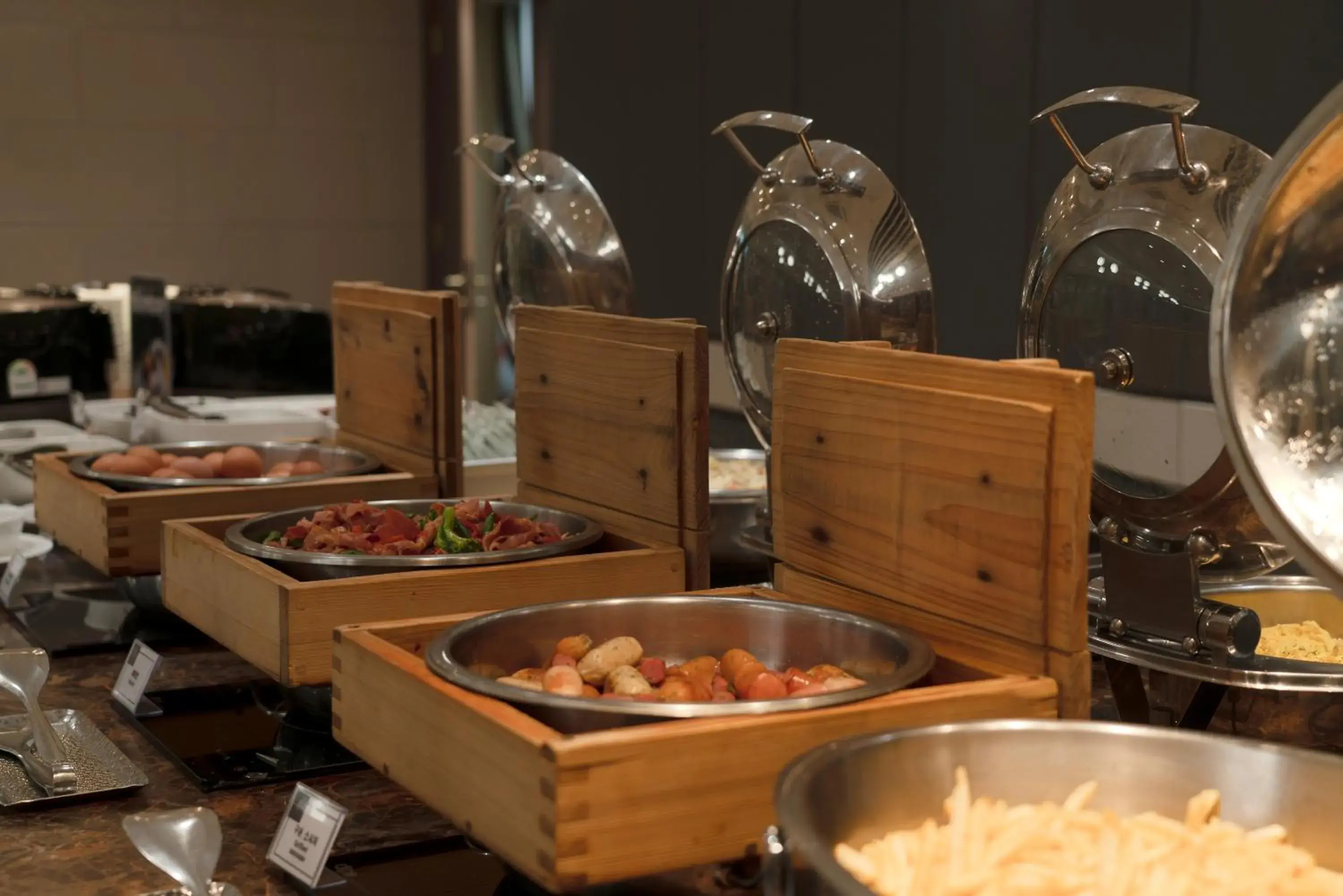 Buffet breakfast in Centermark Hotel Seoul