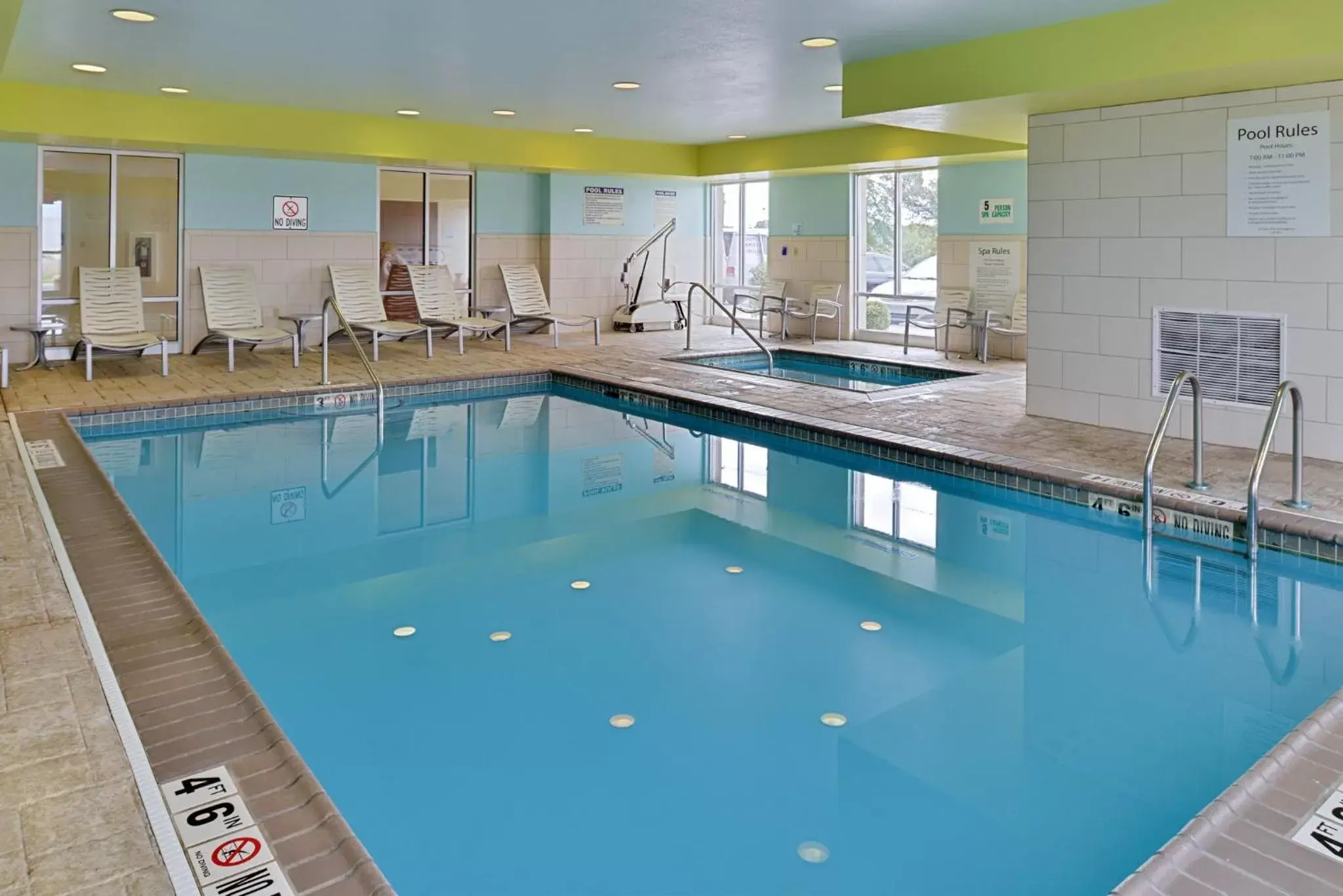 Swimming Pool in Holiday Inn Express Hotel & Suites Terre Haute, an IHG Hotel