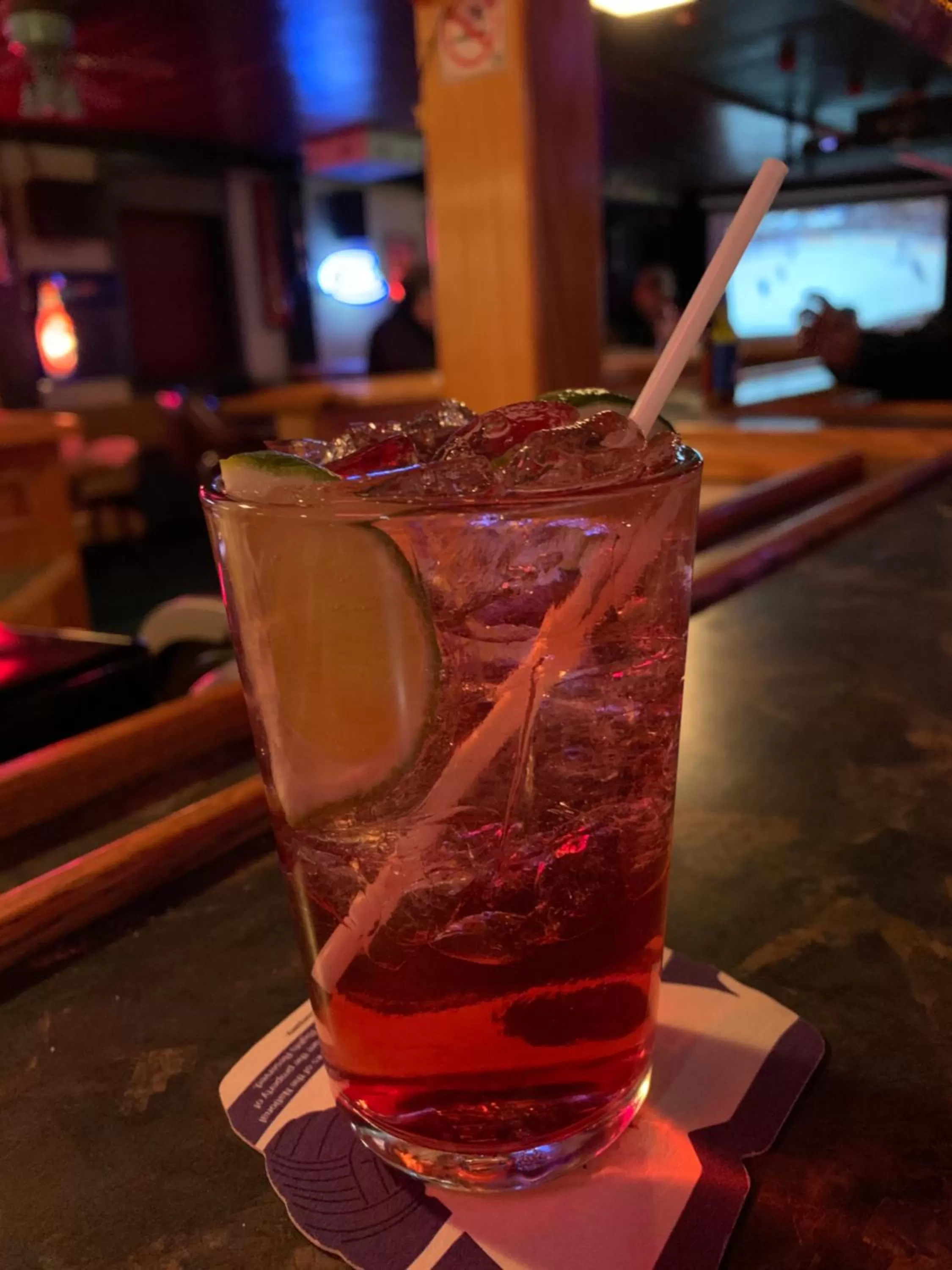 Restaurant/places to eat in Lakeview Hotel