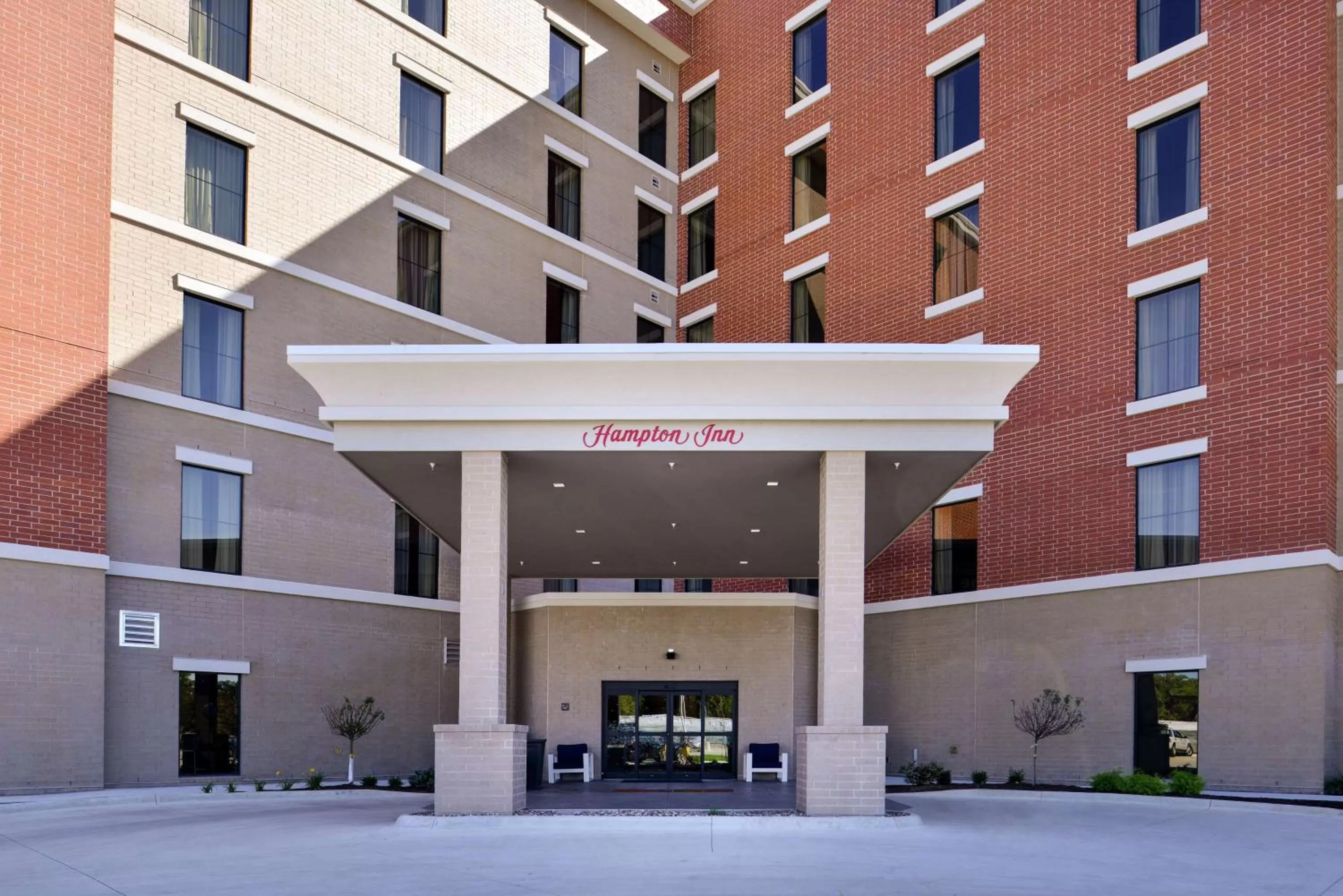 Property building in Hampton Inn Cedar Falls Downtown, Ia
