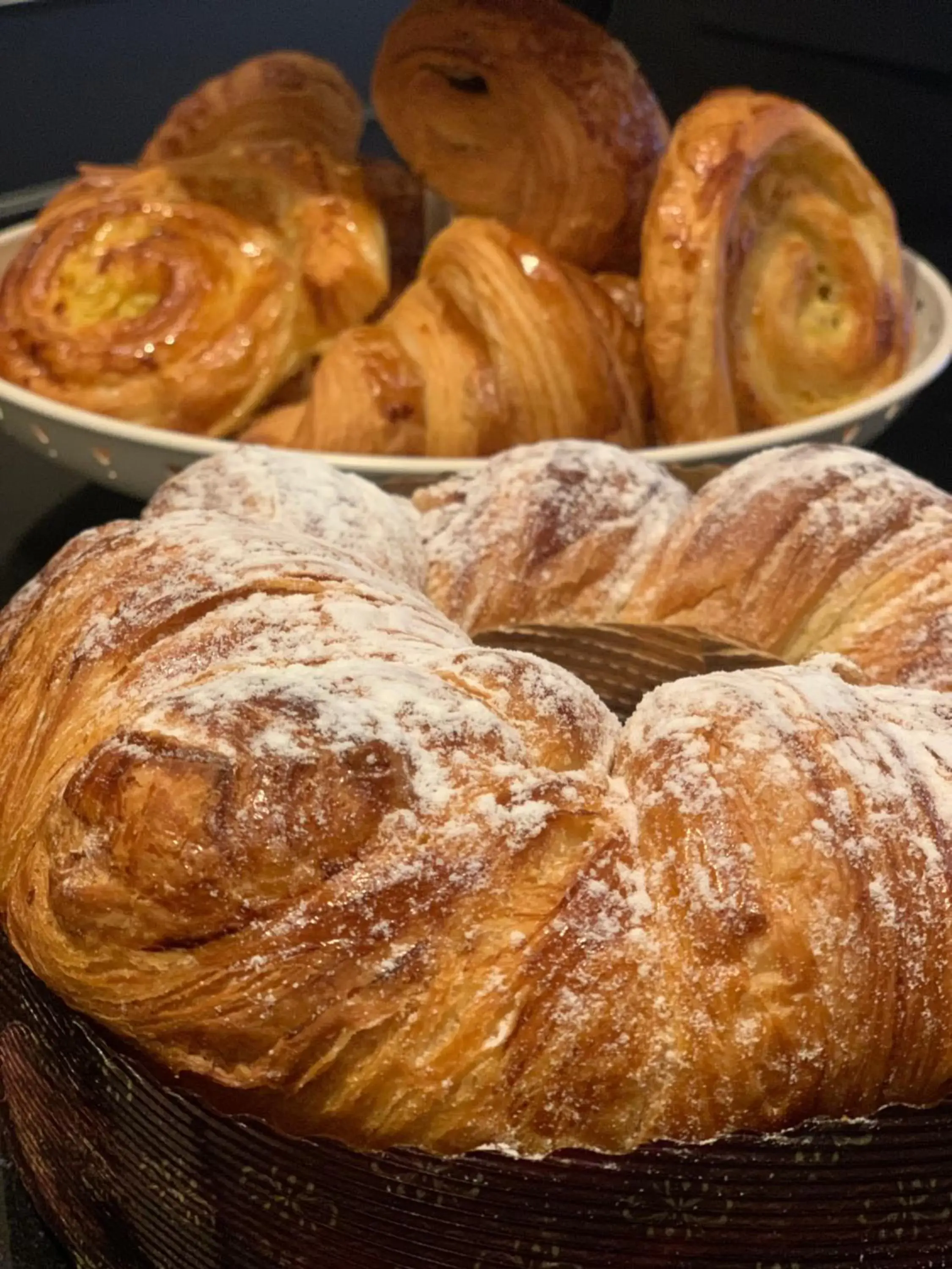 Food and drinks in Moris Grands Boulevards Food and drinks in Moris Grands Boulevards