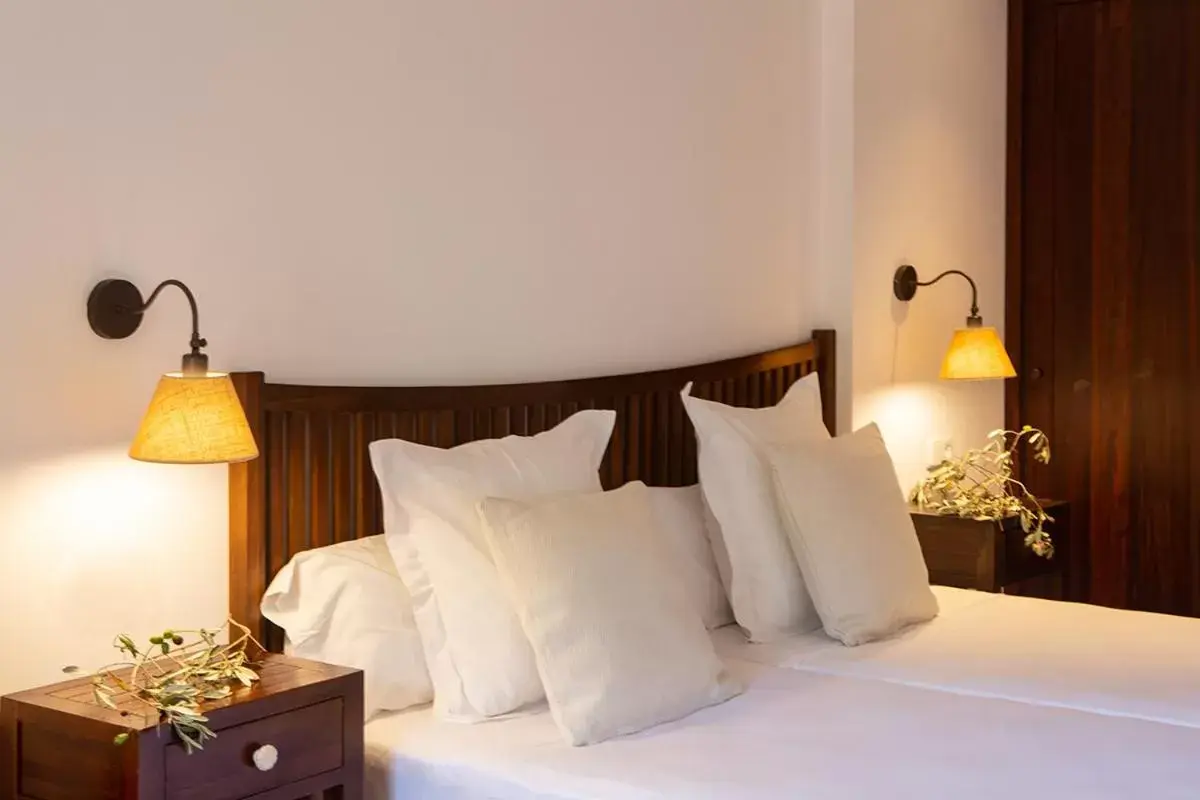 Bedroom, Bed in Hotel Es Port