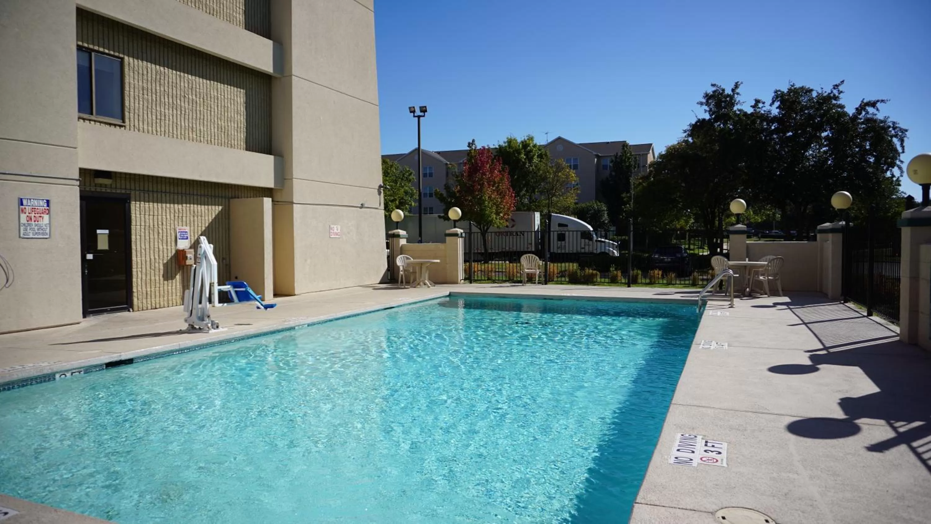 Day in Baymont by Wyndham Arlington At Six Flags Dr